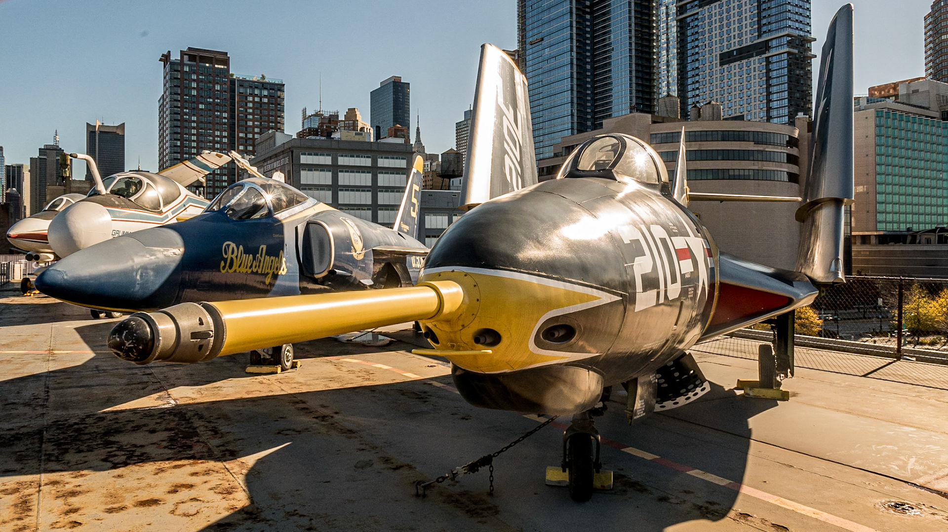 Flight deck, USS Intrepid, Manhattan, 20 Nov 2015