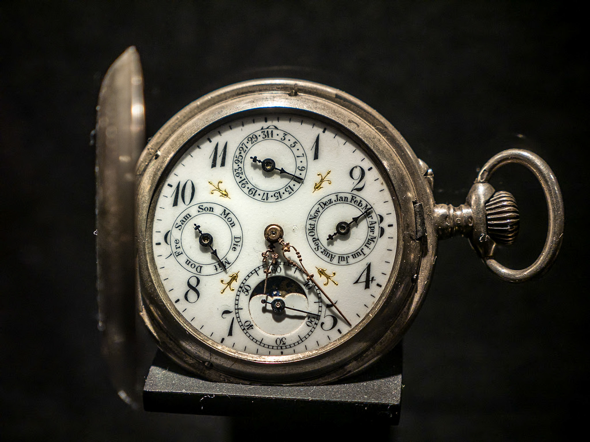 Watch, Museum of Arts and Crafts, Zagreb, 15 May 2015