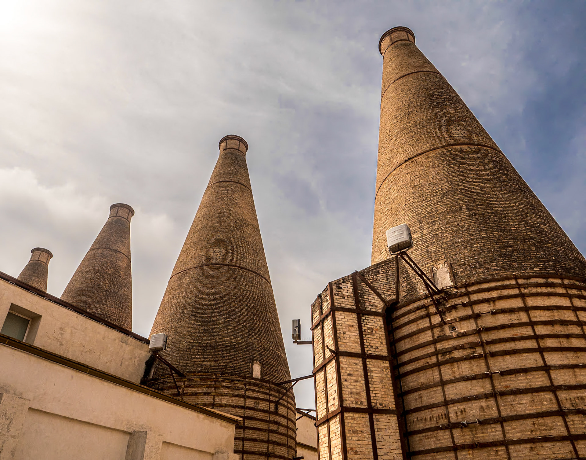 Outside the Centro Andaluz de Arte Contemporáneo, Seville, 21 Mar 2024