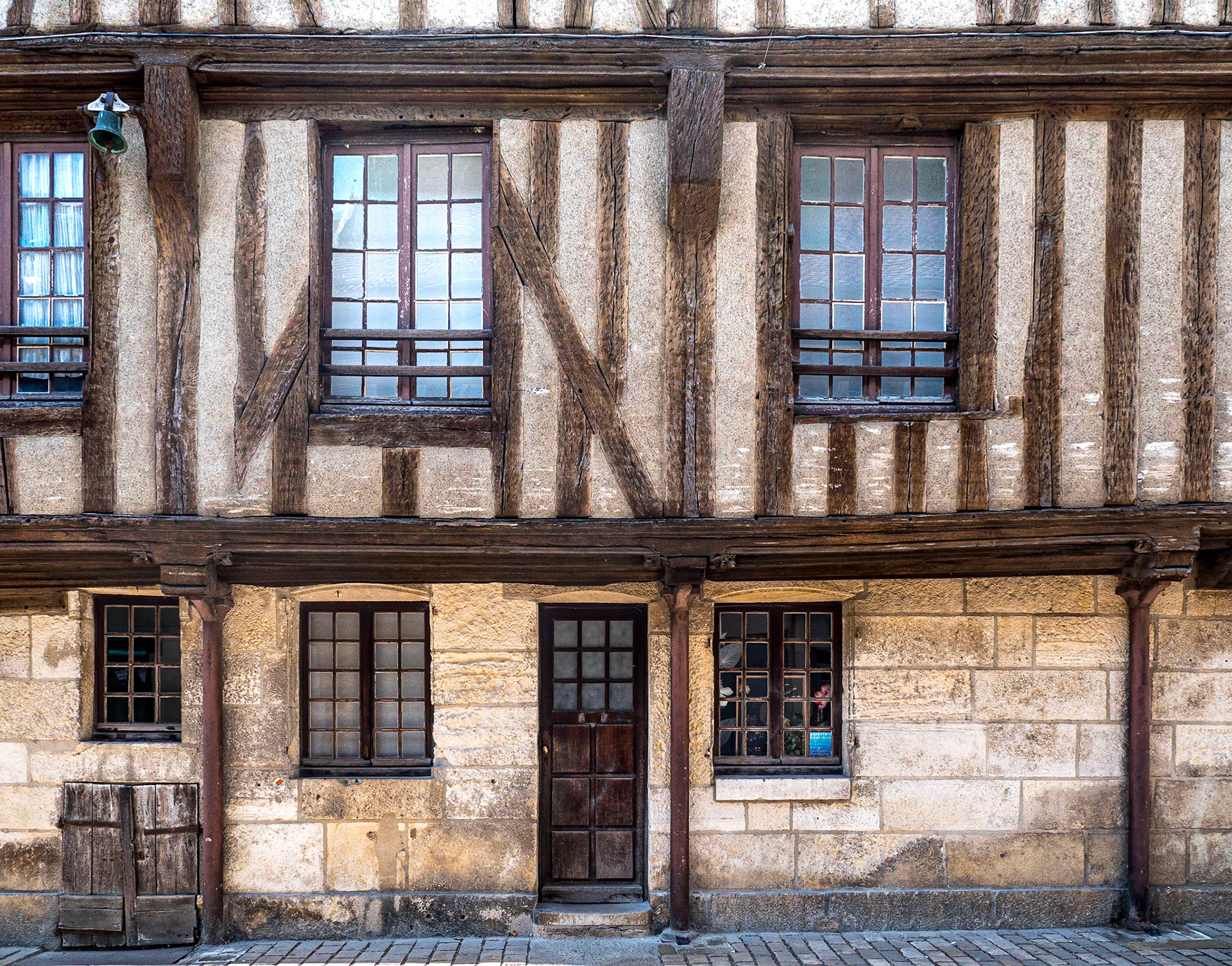 Noyers, Burgundy, 21 Sep 2019
