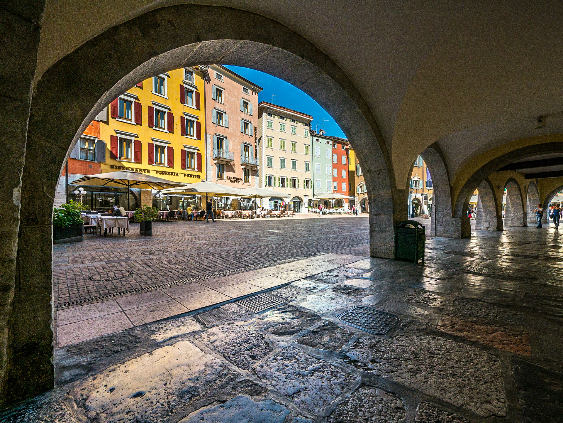 Piazza 3 Novembre, Riva del Garda, 22 Sep 2017