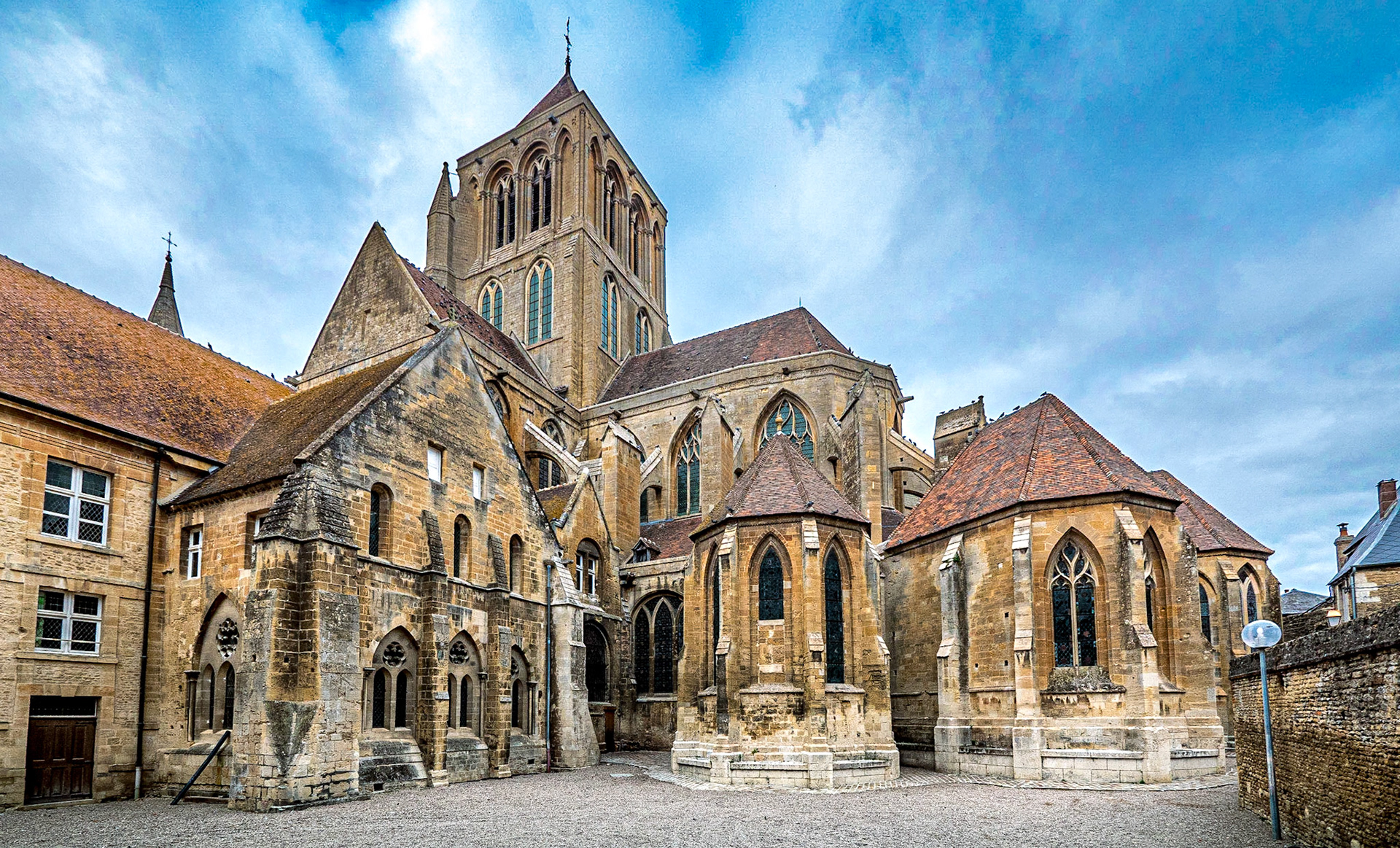 Église Notre-Dame, Saint-Pierre-sur-Dives, Normandy, 13 Sep 2019