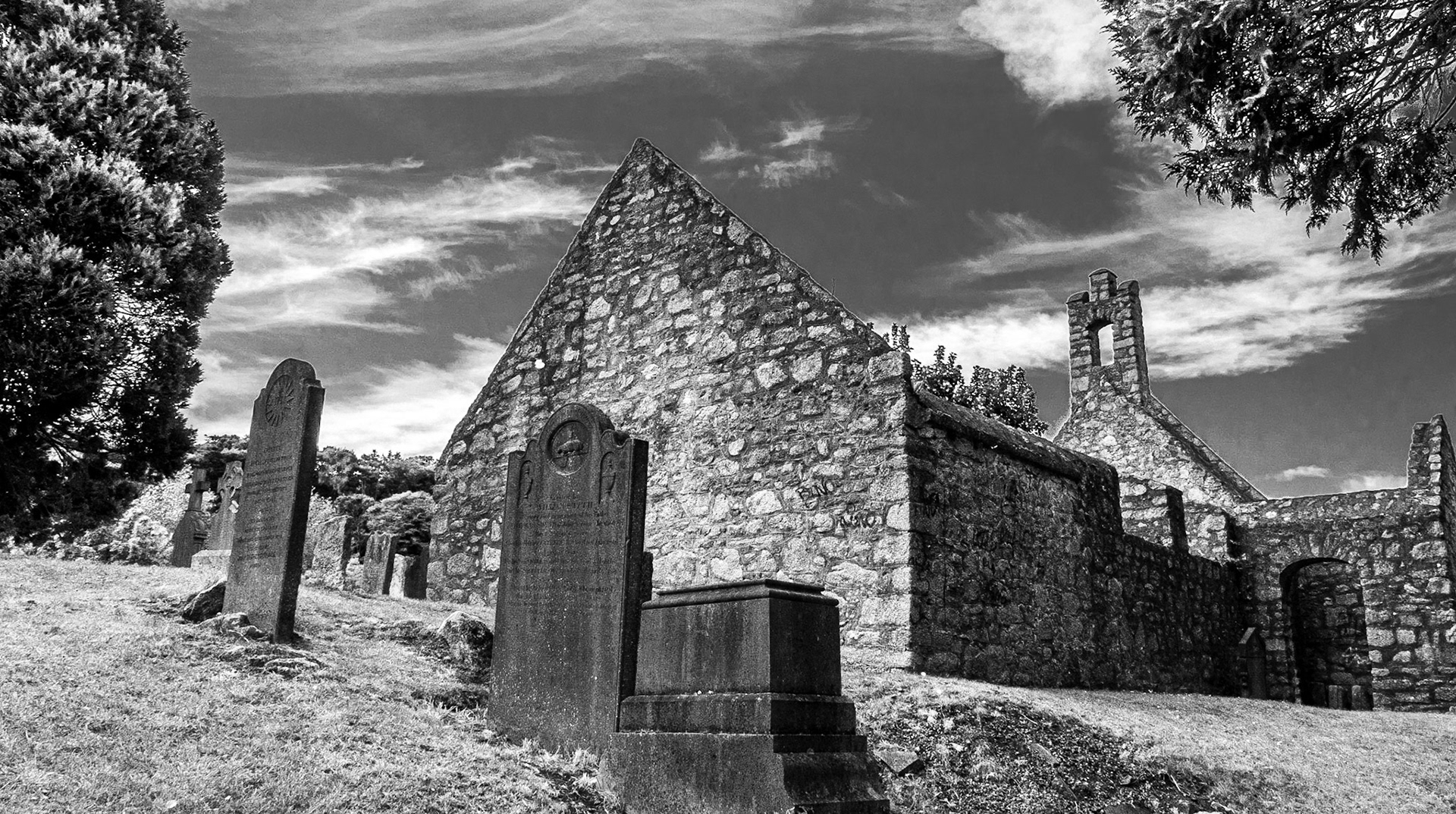Old Kilgobbin church and cemetery, Dublin, 21 Aug 2015