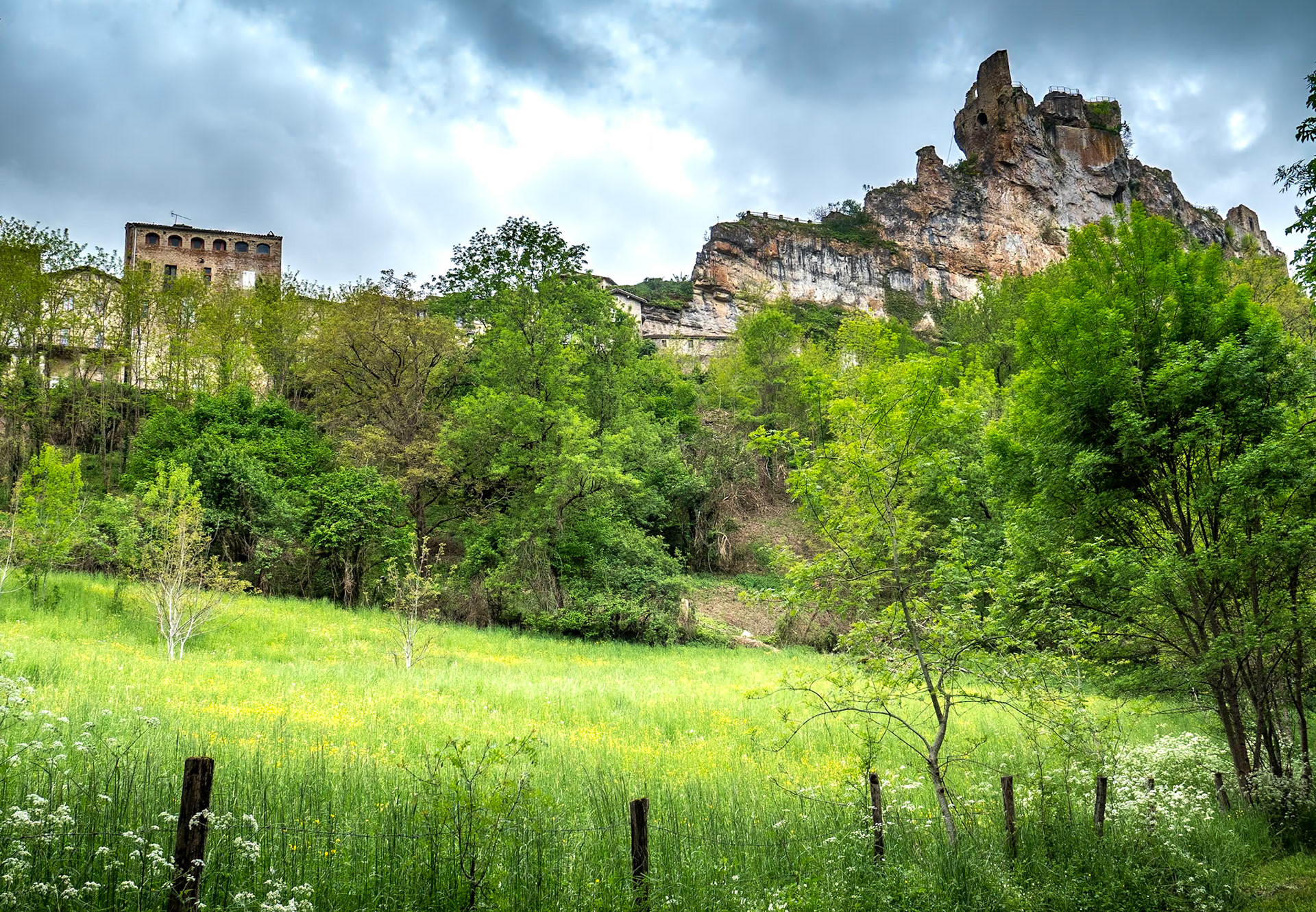 Chateau de Penne, France, 3 May 2019