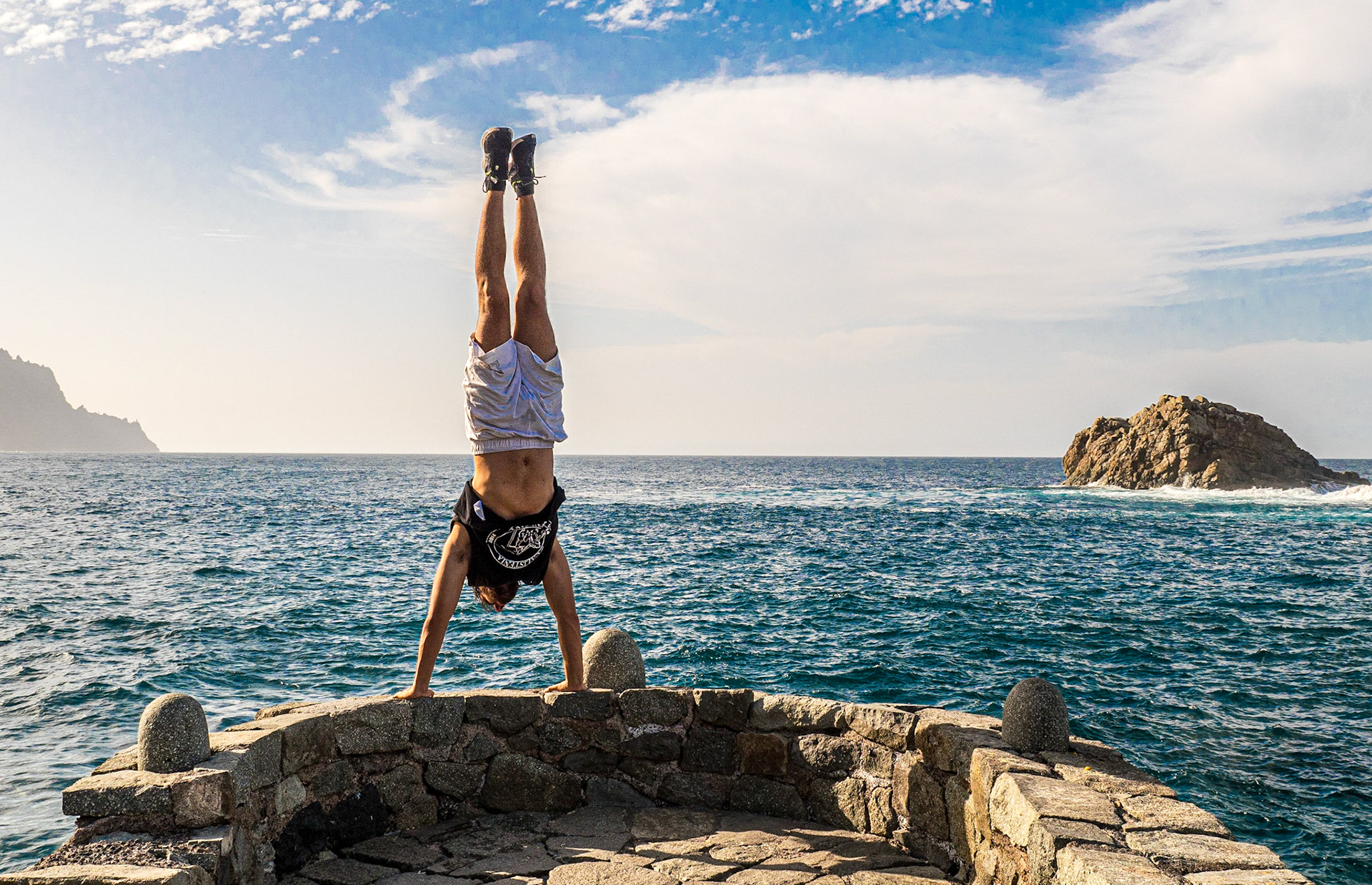 Handstand, Roque de la Bodegas, Tenerife, 12 Feb 2019