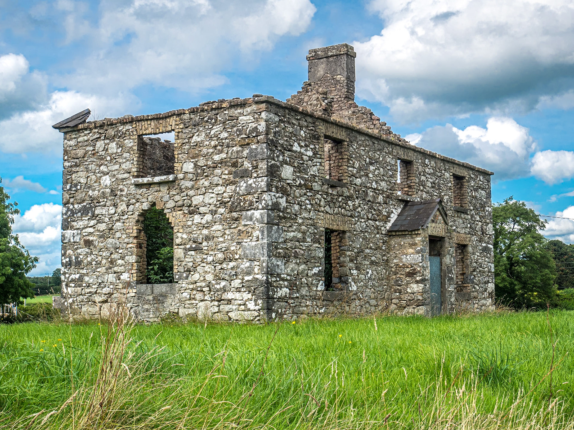 Ruin by Kilcommock Old Church, Co Longford, 8 Aug 2019