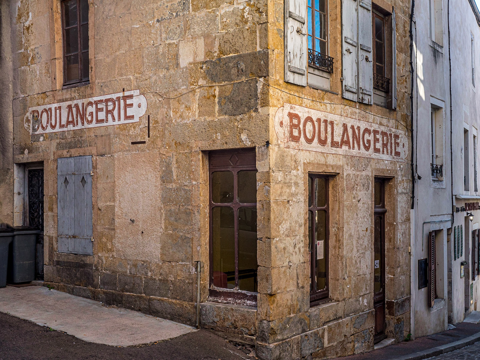 Semur-en-Auxois, France, 19 Sep 2019