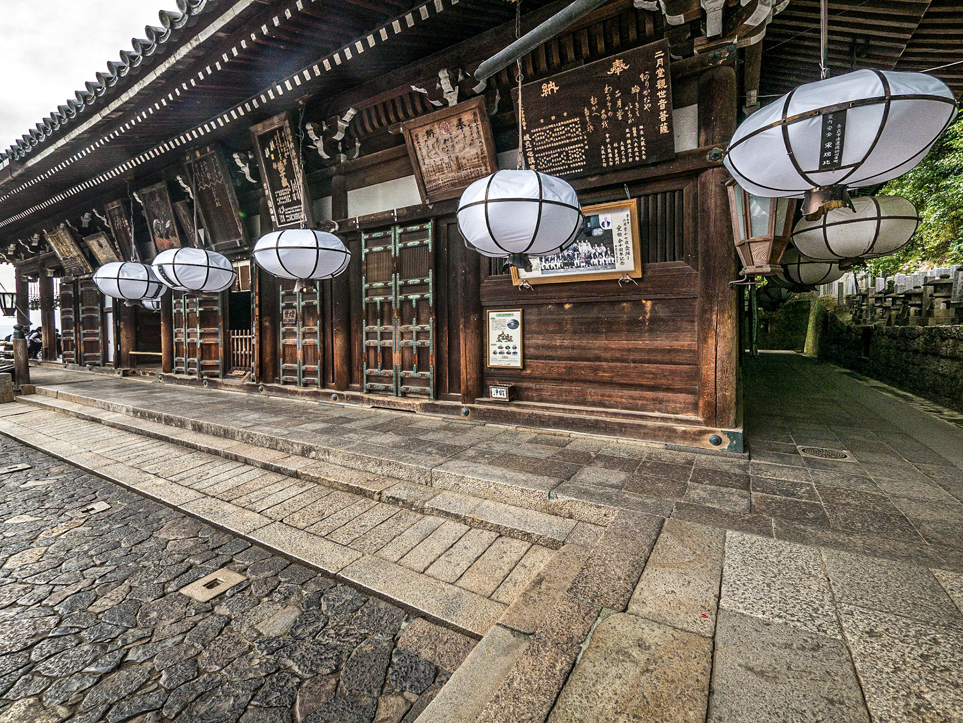 Ningatsu-do hall, Nara, Japan, 25 Apr 2016