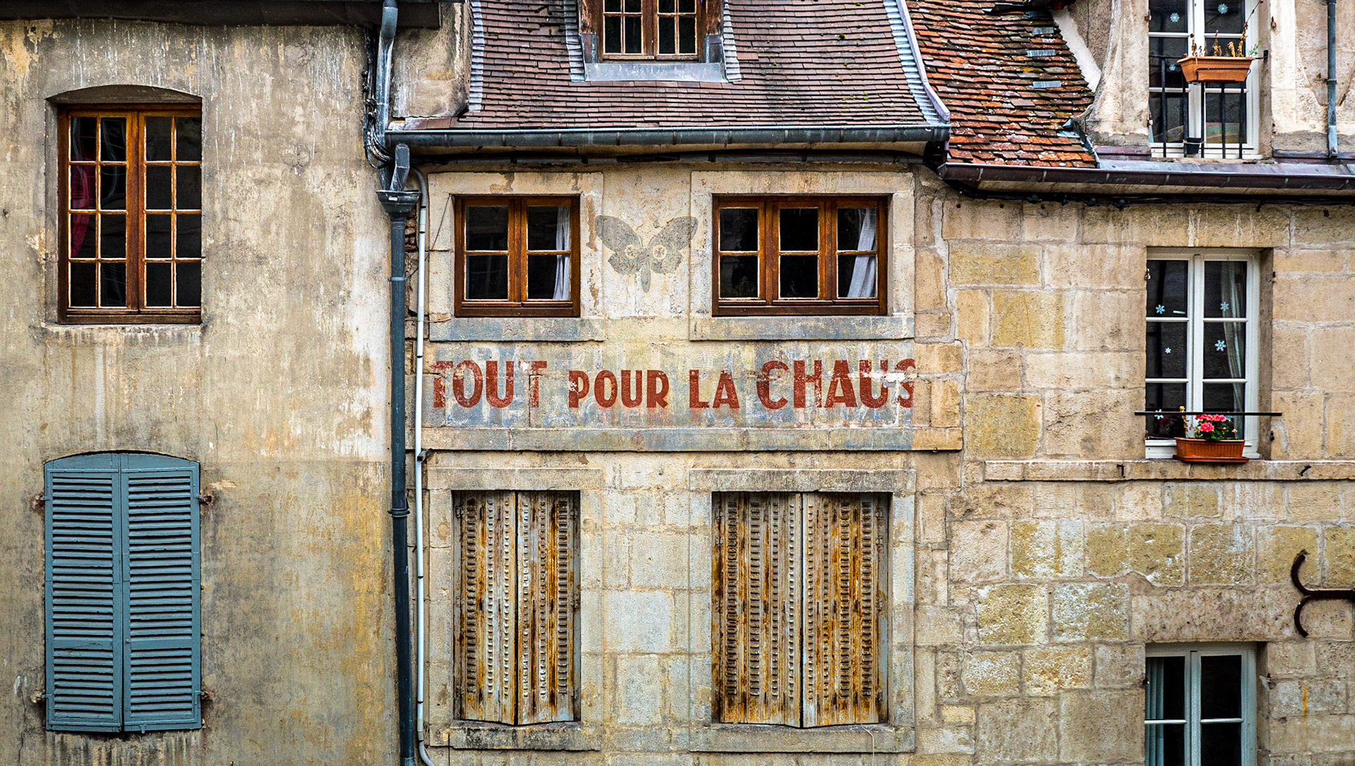 Place aux Fleurs, Dole, France, 25 Sep 2019