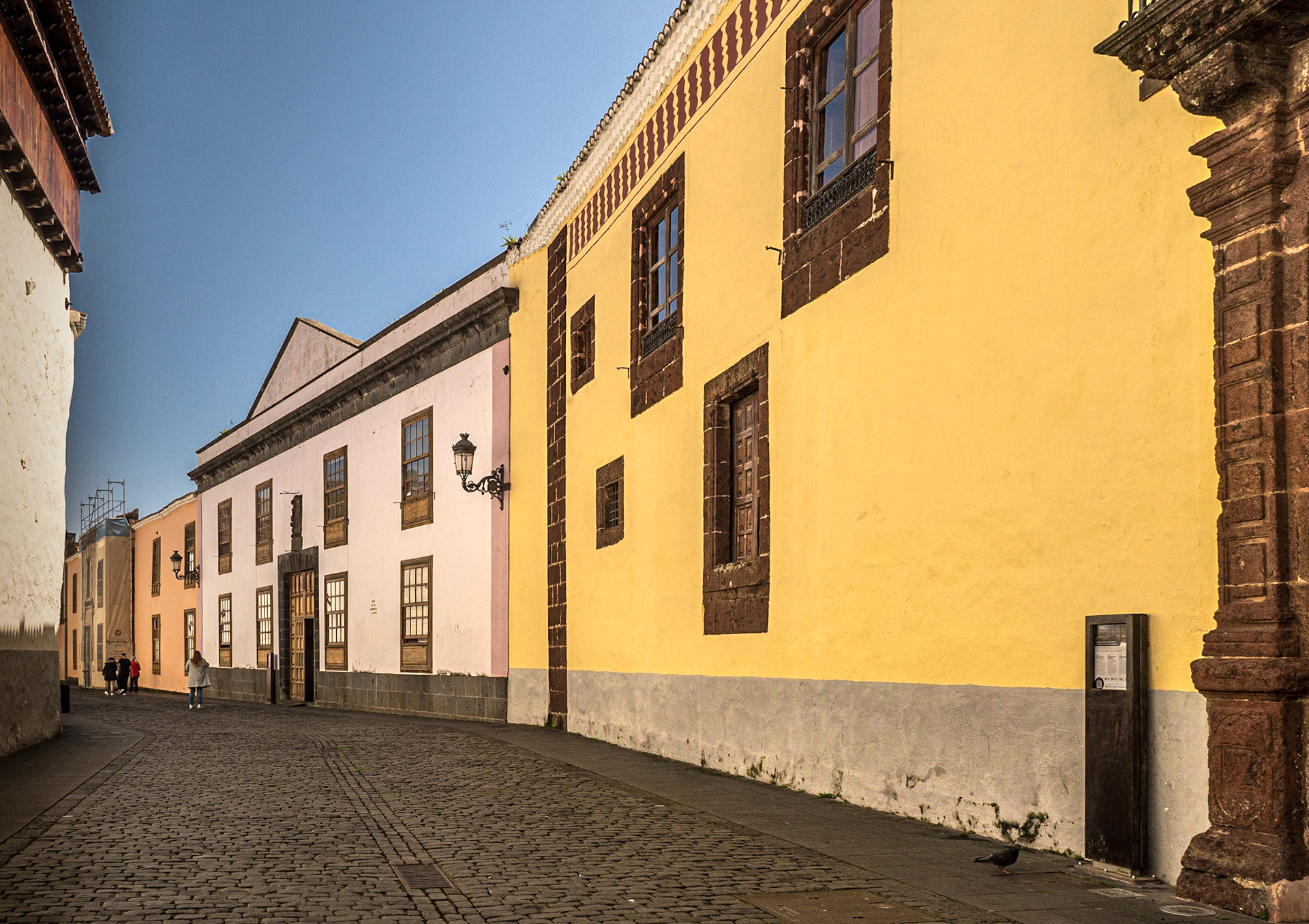 Calle Obispo Rey Redondo, La Laguna, Tenerife, 31 Jan 2022