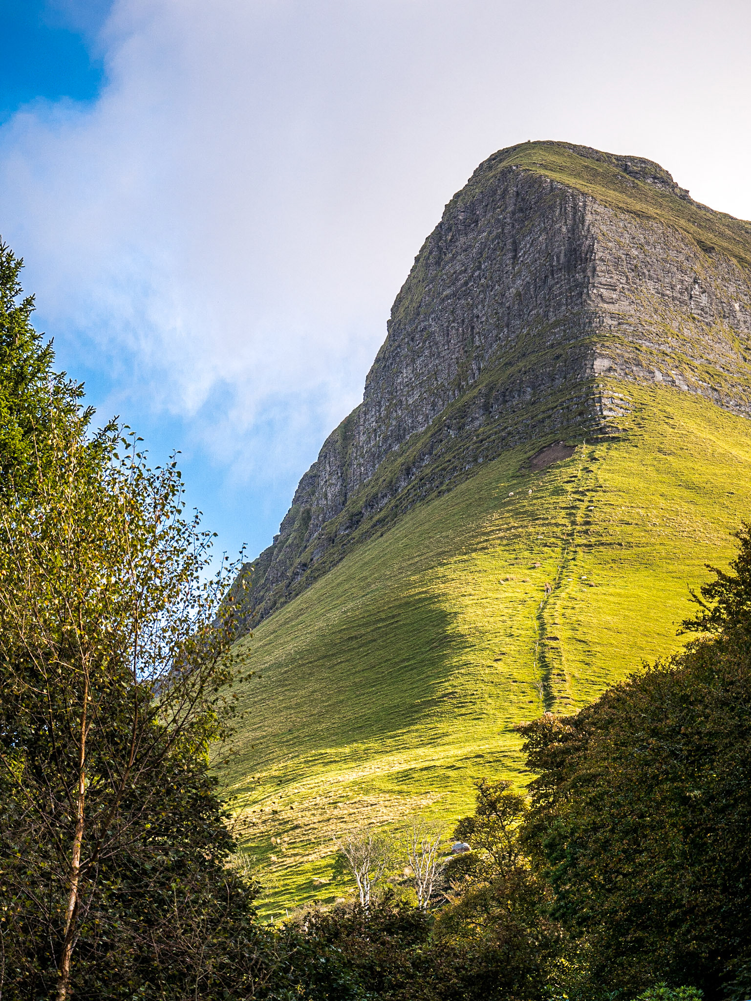 Ben Bulben from Gortarowey walk, Sligo, 10 Oct 2014