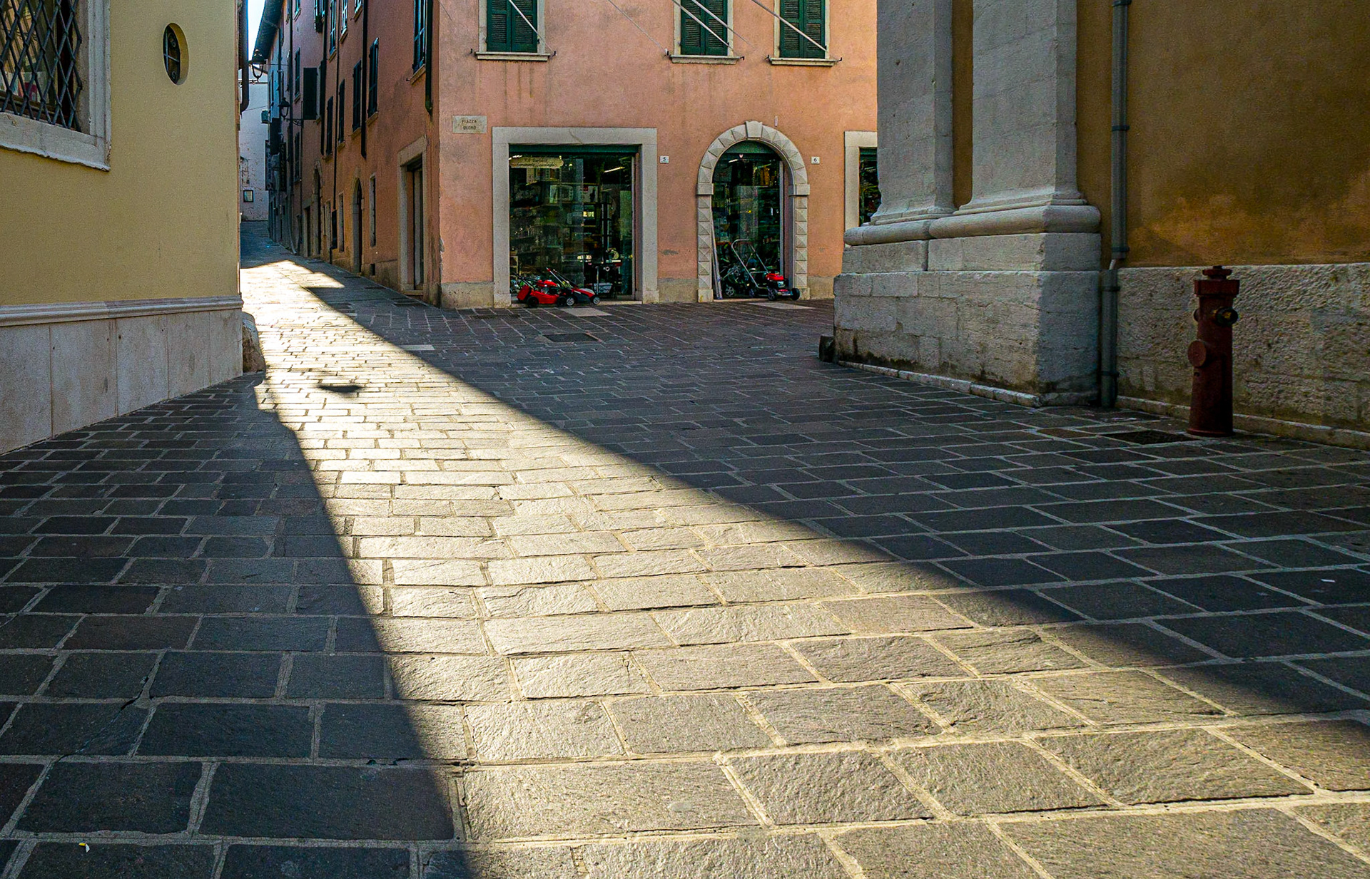 Piazza Duomo, Desenzano del Garda, 20 Sep 2017