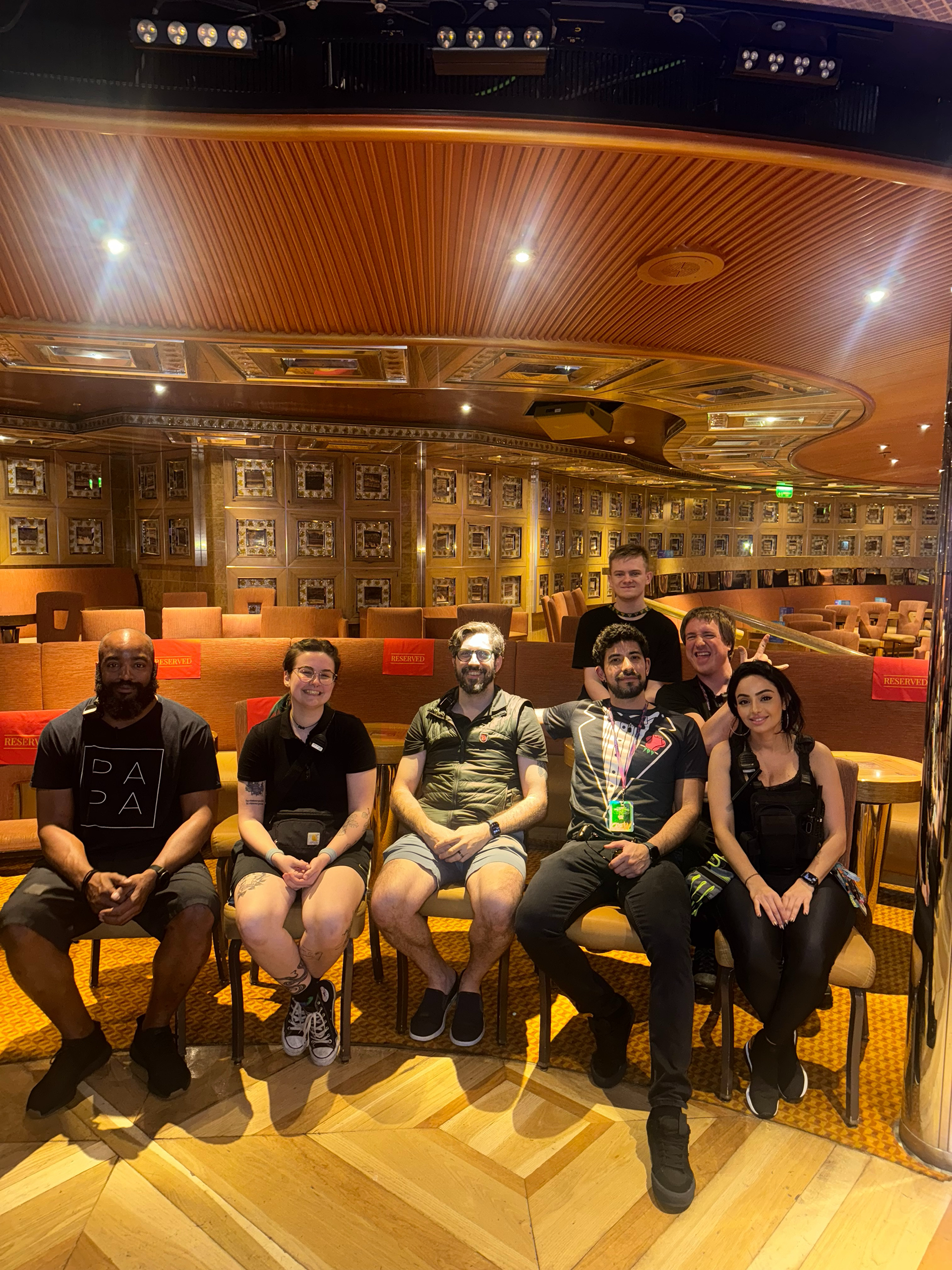 Spotlight Lounge crew!