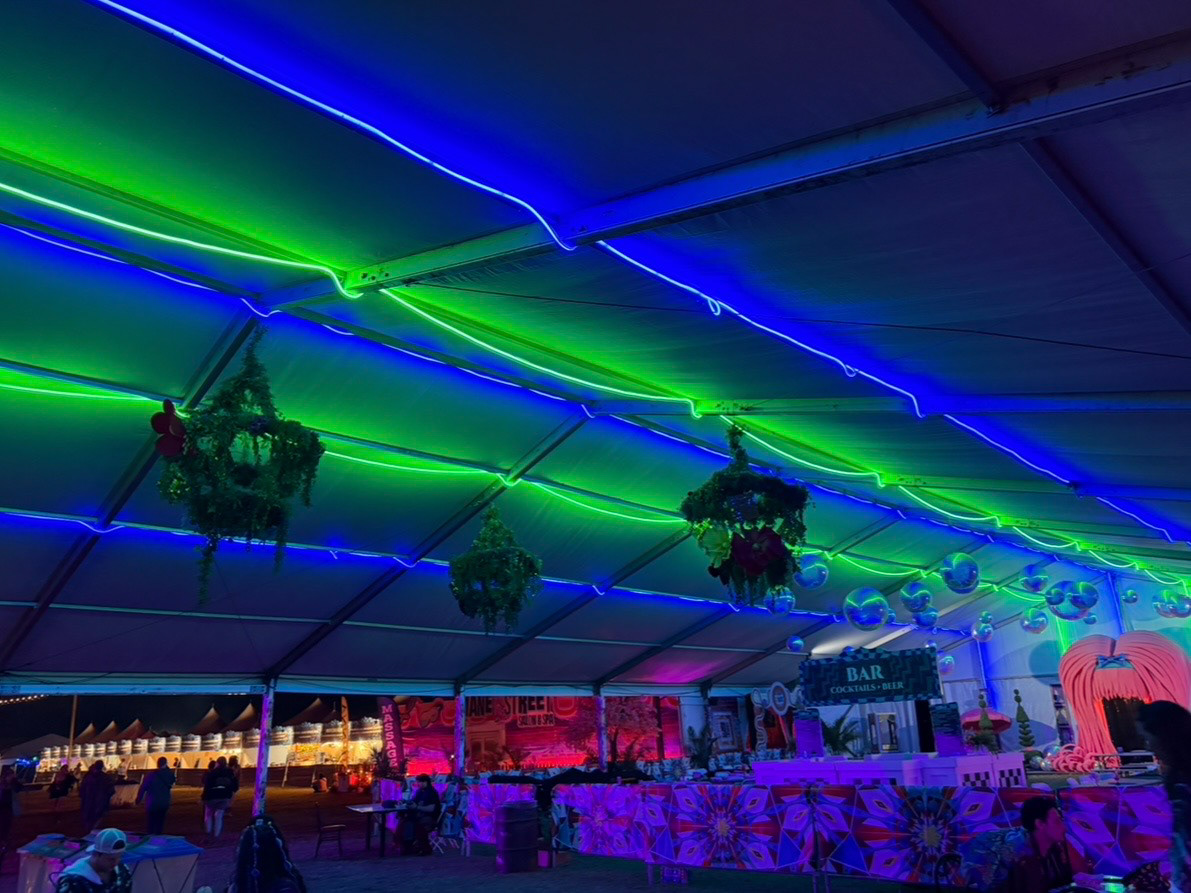 Neon!