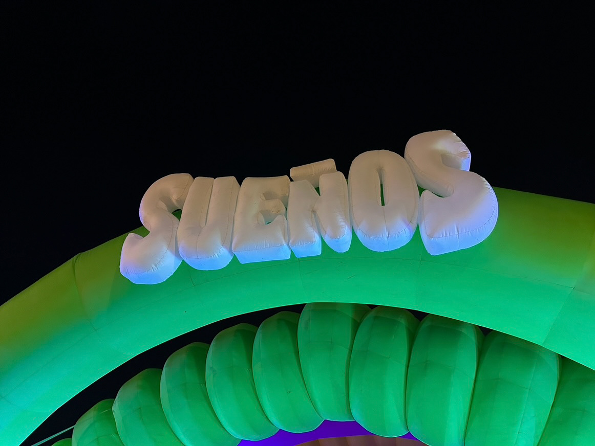 We lit 12 of these arches as entrances to the lower hutch of the park!