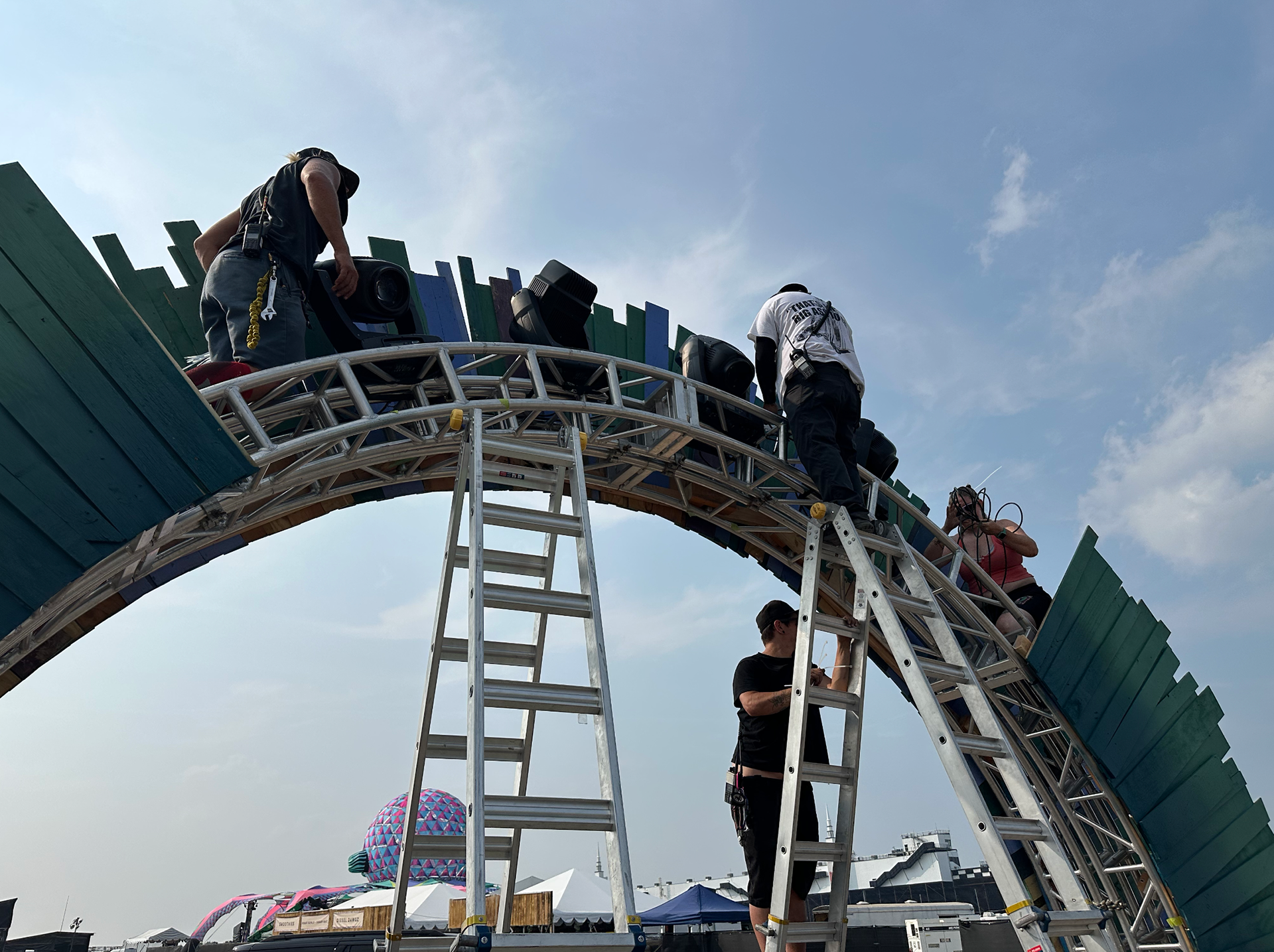 Installing the arch lights.
