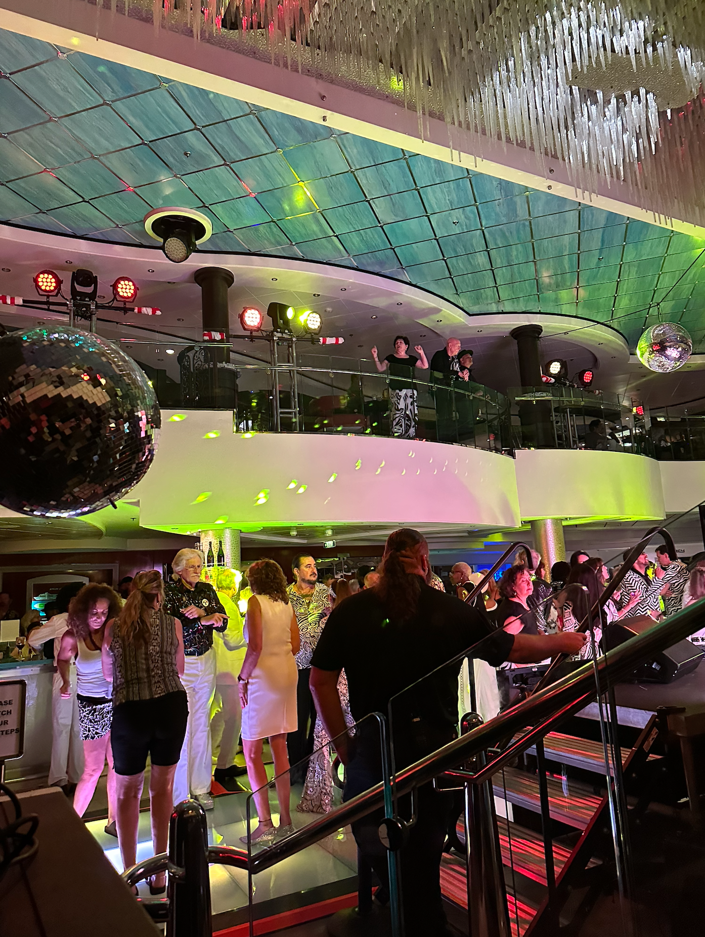 Opping the dance floor!
