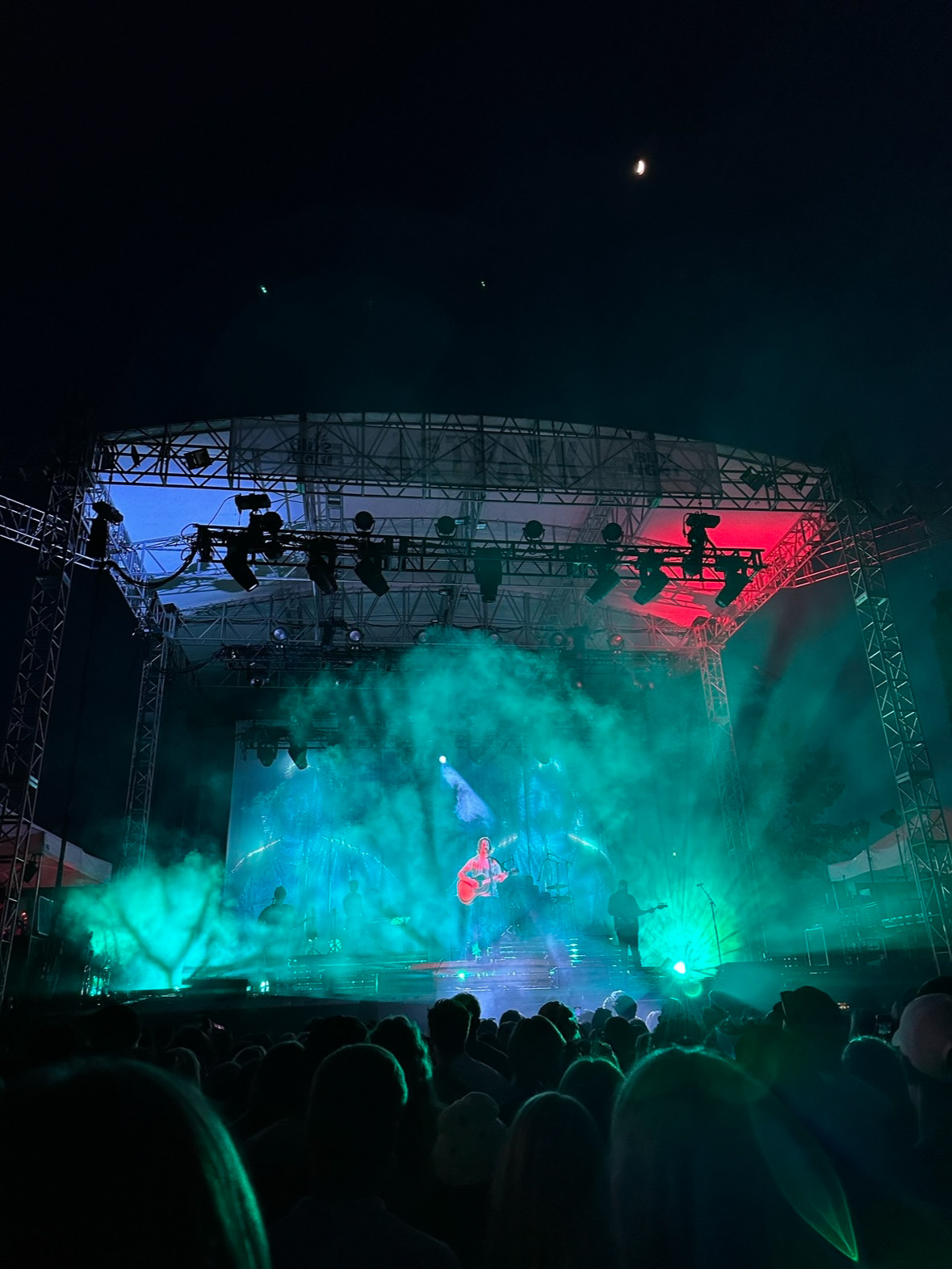 Noah Kahan Concert Photo