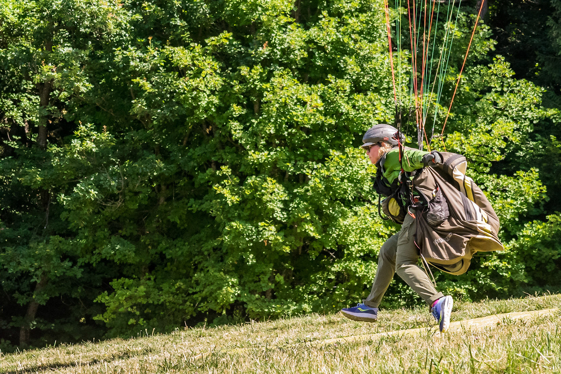Annecy, France. 11th July, 2018. Paragliding start at Annecy Lac Credit: Fabrice Jolivet