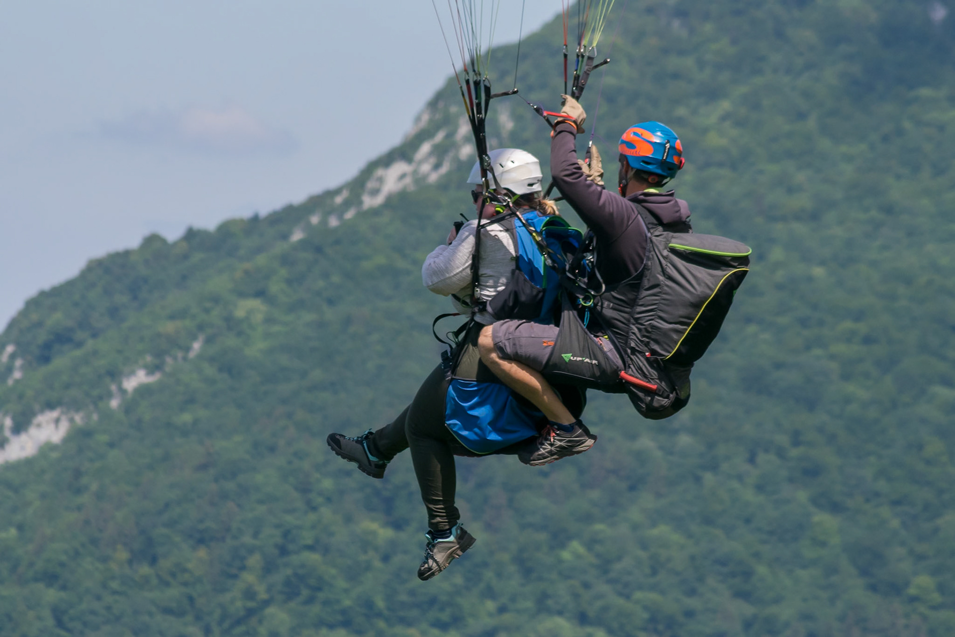 Annecy, France. 11th July, 2018. Paragliding start at Annecy Lac Credit: Fabrice Jolivet