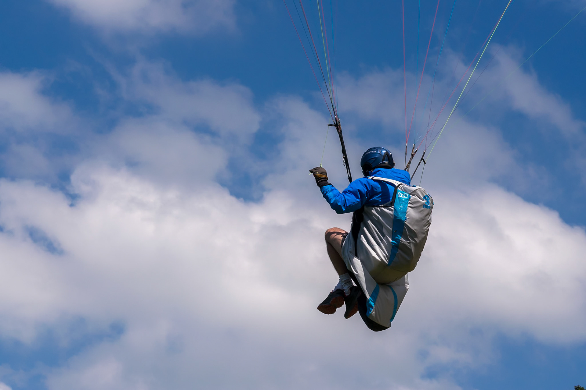 Annecy, France. 11th July, 2018. Paragliding start at Annecy Lac Credit: Fabrice Jolivet