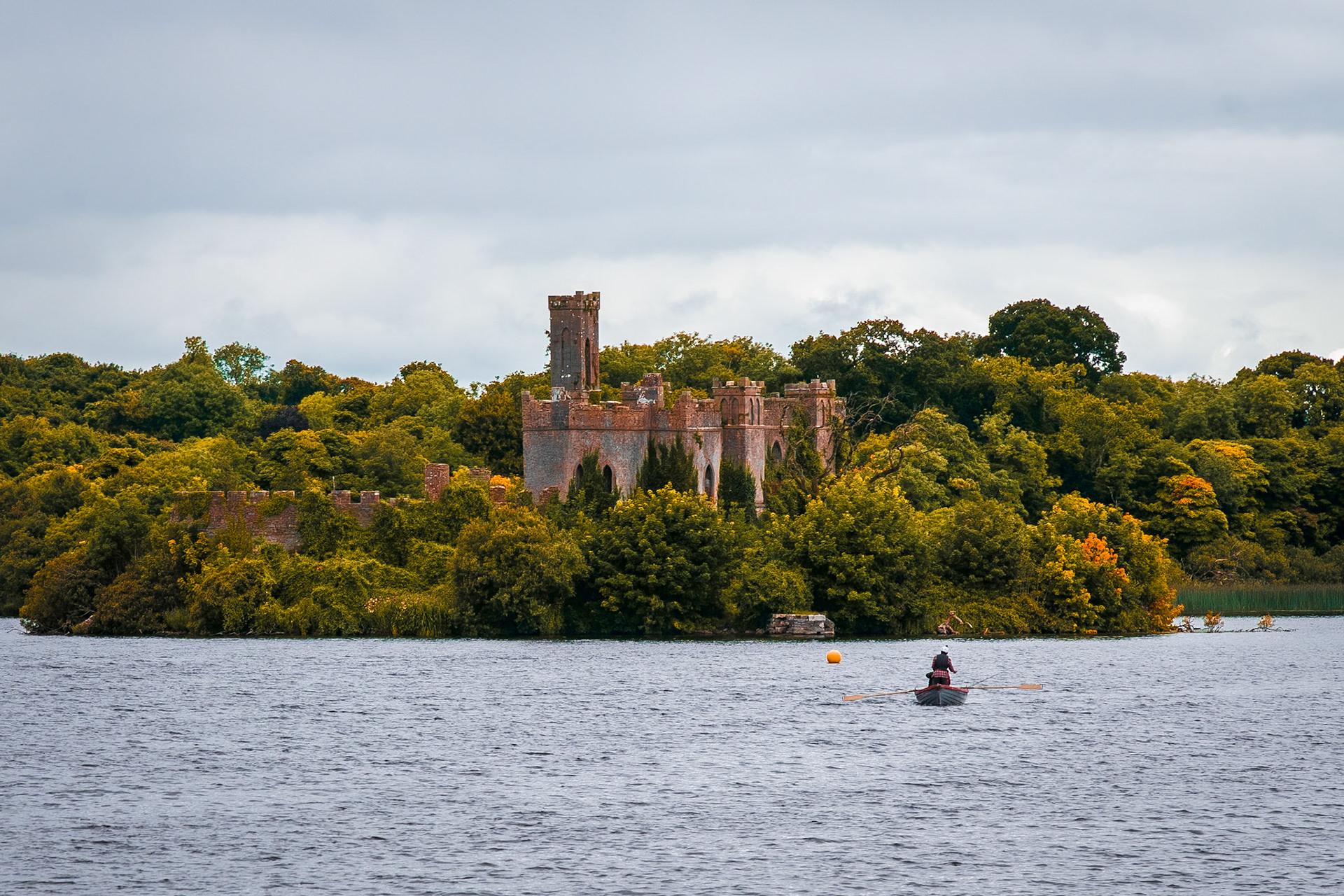 Watching the sun dip below the horizon over Ireland’s longest river, where the evening light turns the water into a mirror of gold.