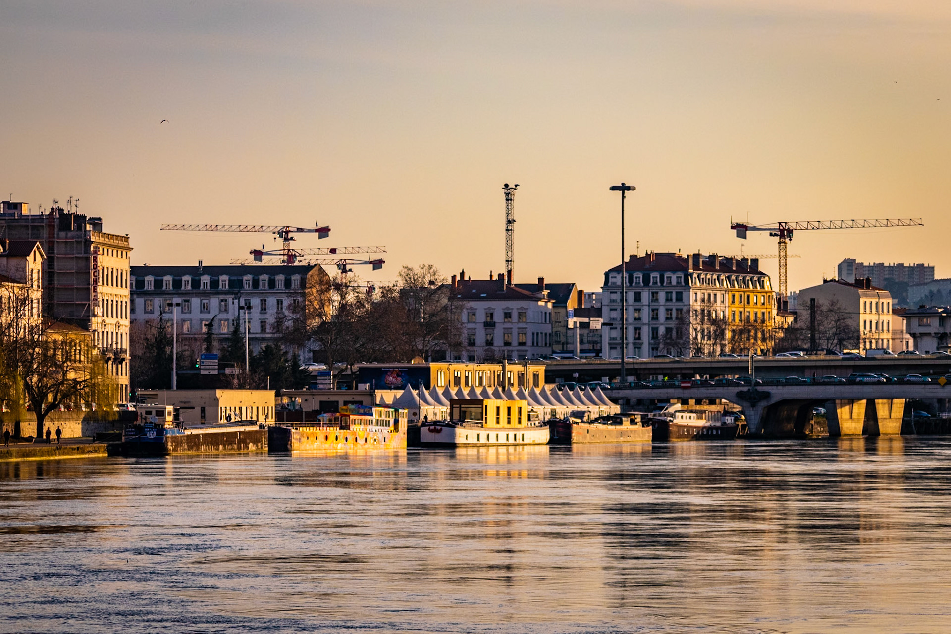 A visual study of classical form, urban grandeur, and monumental art across the historic public squares of Lyon.