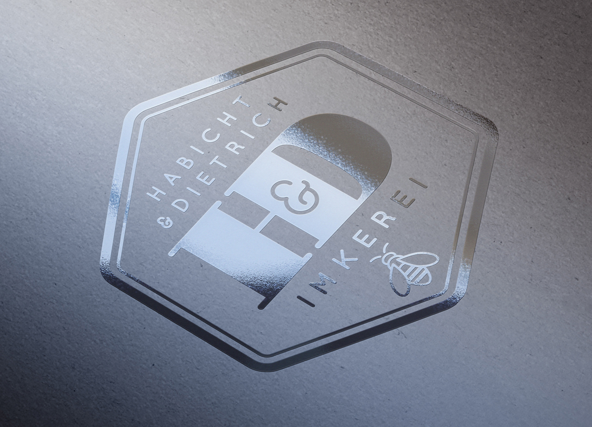 Foto des Firmenlogos einer Imkerei