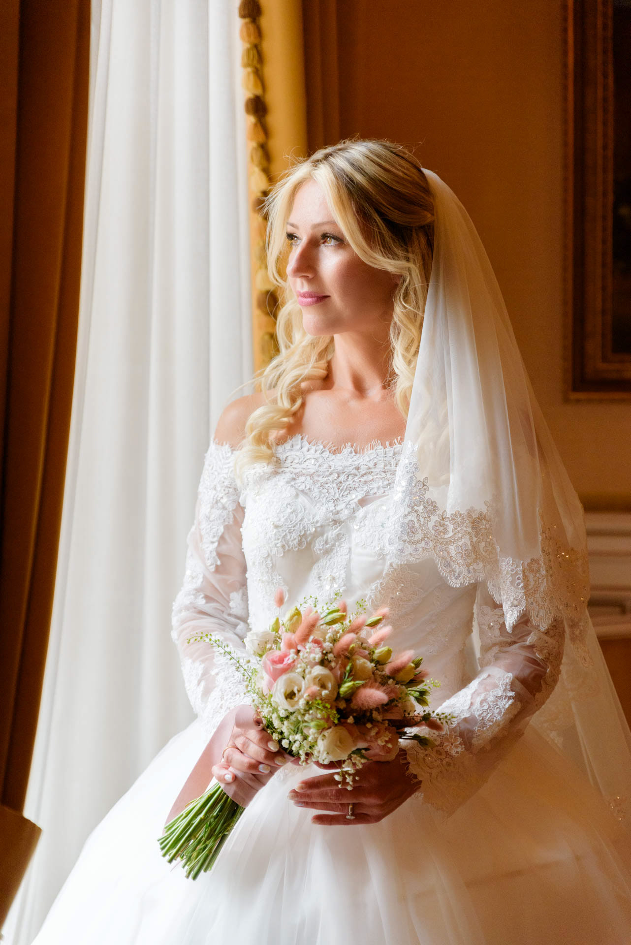 fotógrafo de bodas en el ayuntamiento  alicante 