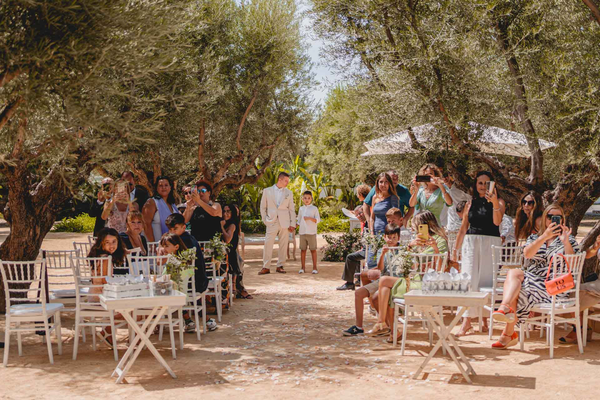 BODA FAMILIAR EN VILLA MARCONI DE DIE hecho por Miguel Zare 