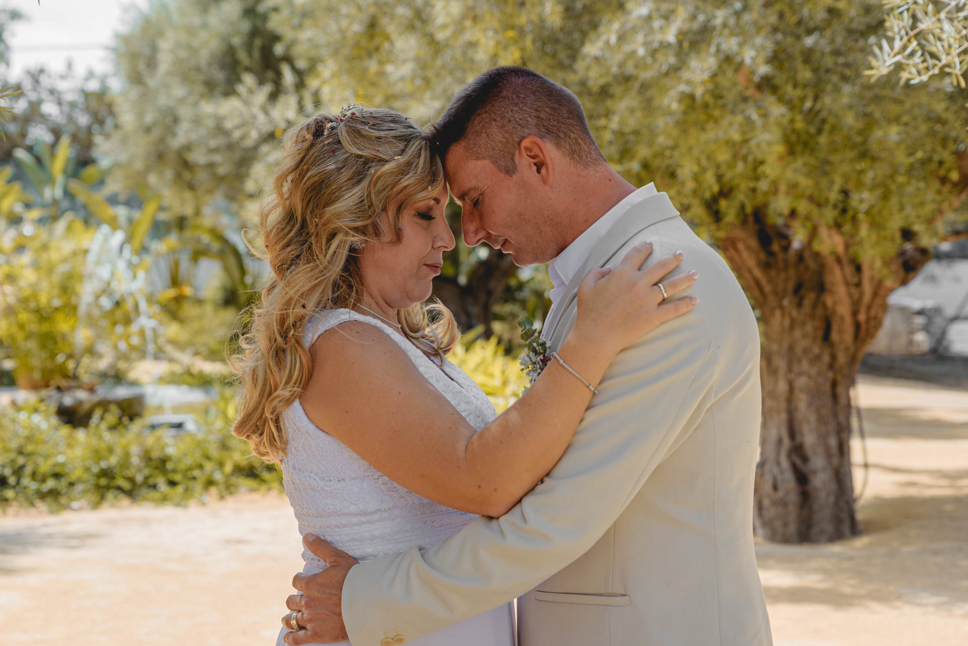 BODA FAMILIAR EN VILLA MARCONI DE DIE hecho por Miguel Zare 