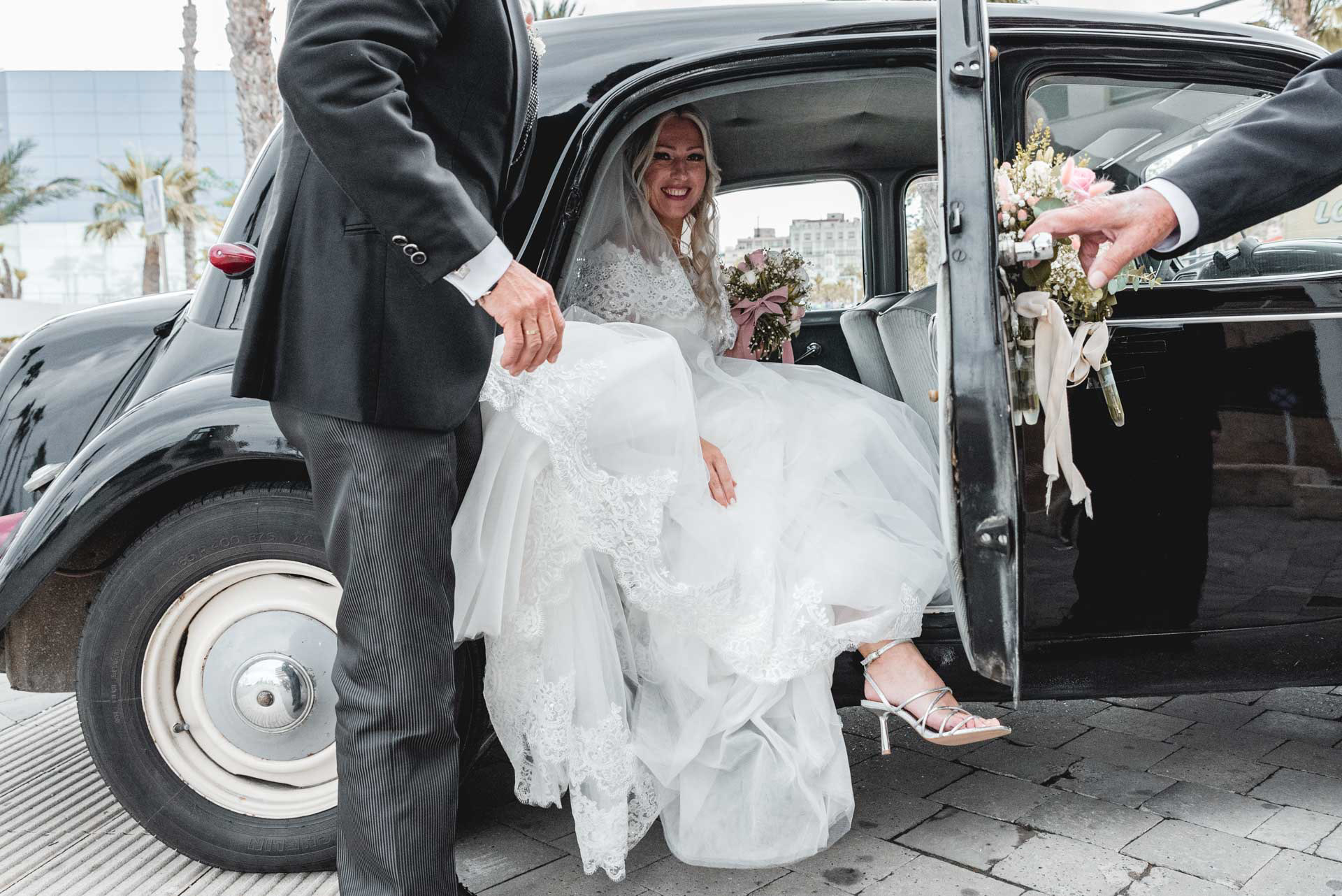 fotógrafo de bodas en el ayuntamiento  alicante 