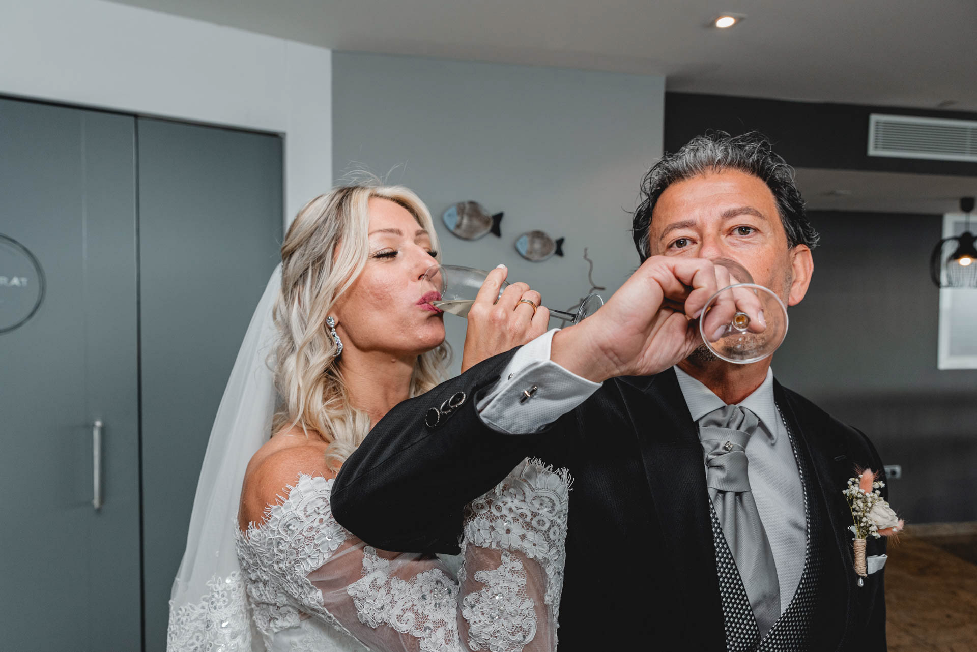 fotógrafo de bodas en el ayuntamiento  alicante 