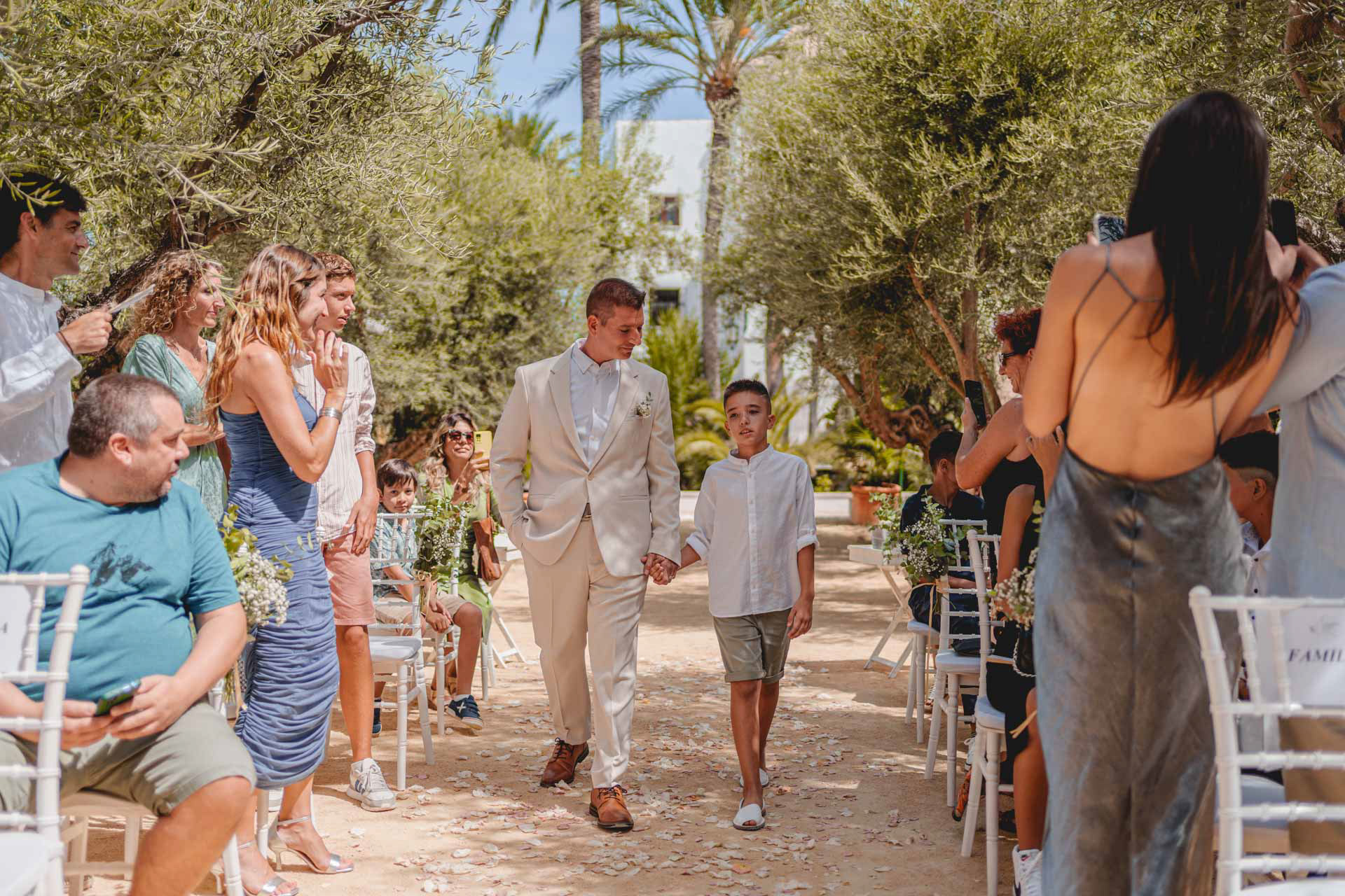 BODA FAMILIAR EN VILLA MARCONI DE DIE hecho por Miguel Zare 