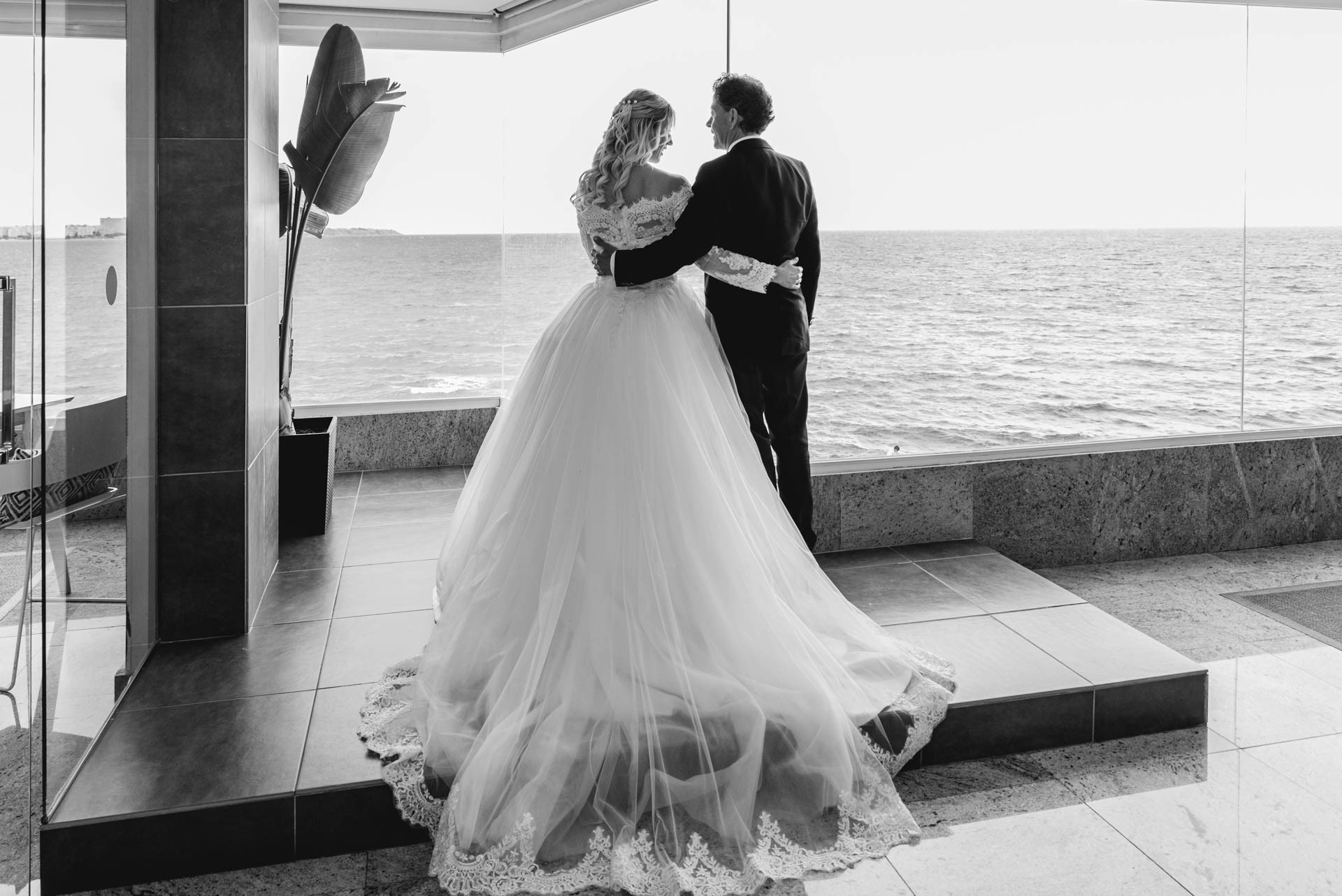 fotógrafo de bodas en el ayuntamiento  alicante 