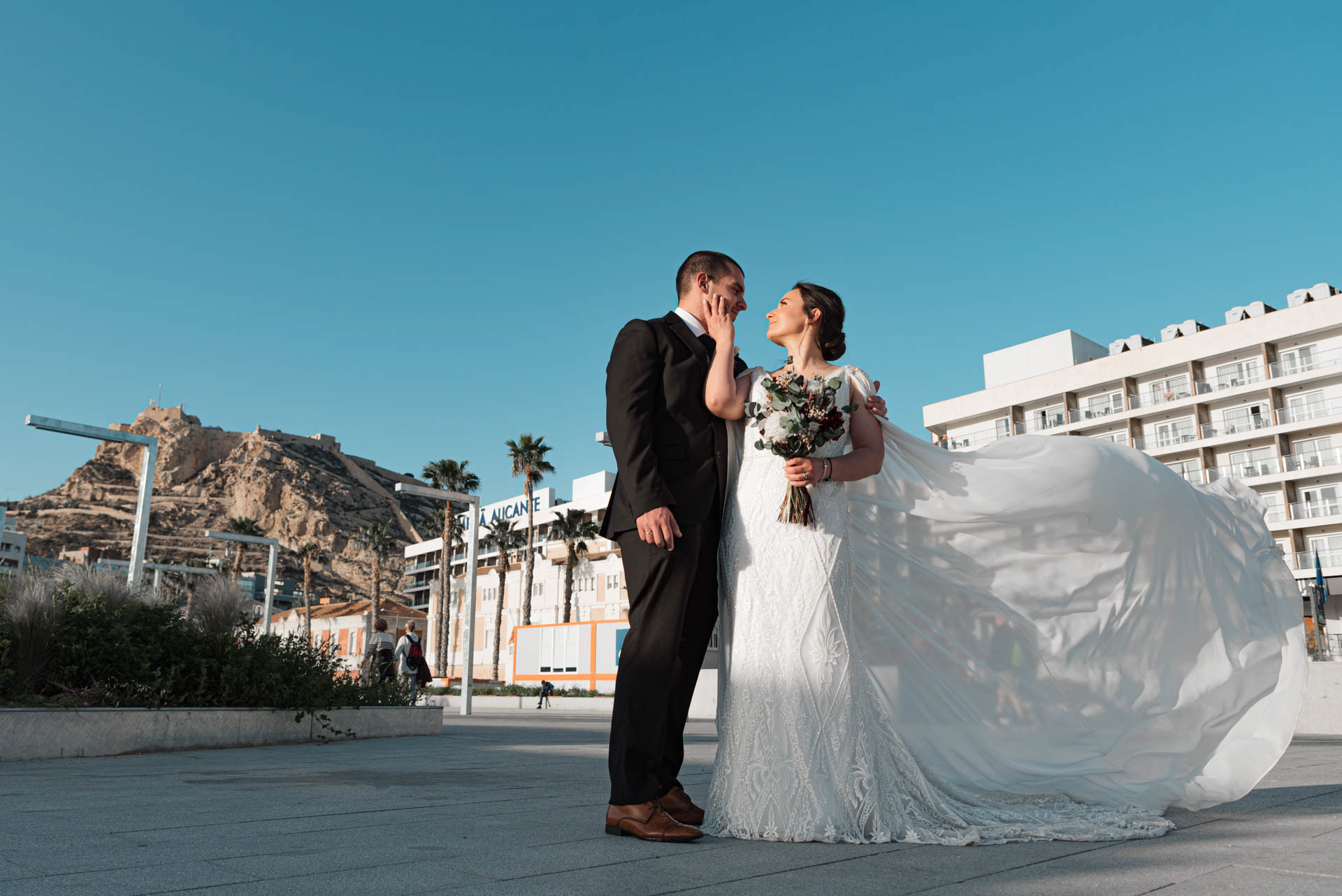Fotógrafo de bodas en el ayuntamiento de Alicante