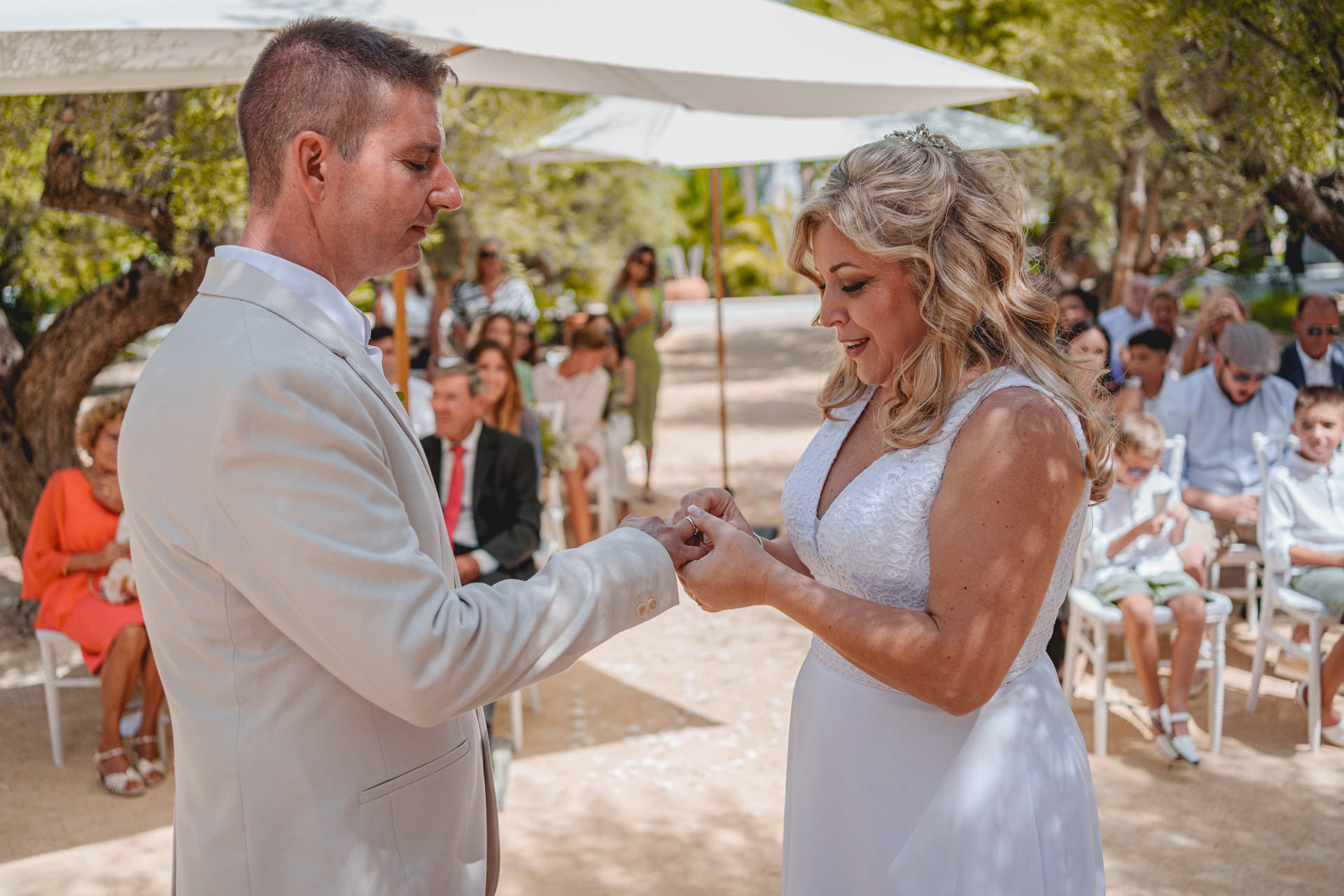 BODA FAMILIAR EN VILLA MARCONI DE DIE hecho por Miguel Zare 