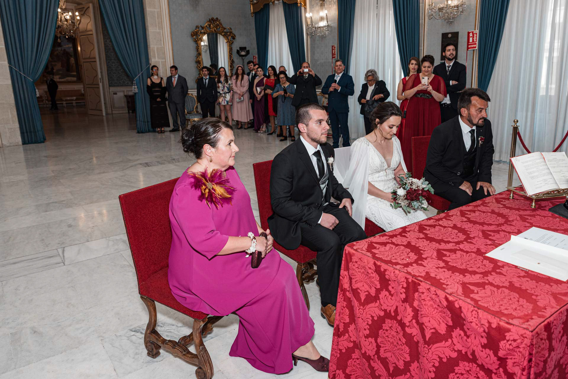 Fotógrafo de bodas en el ayuntamiento de Alicante