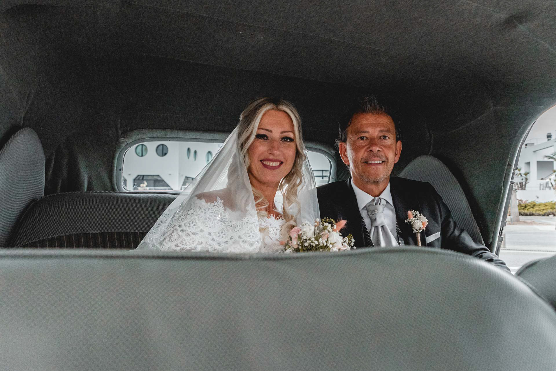 fotógrafo de bodas en el ayuntamiento  alicante 