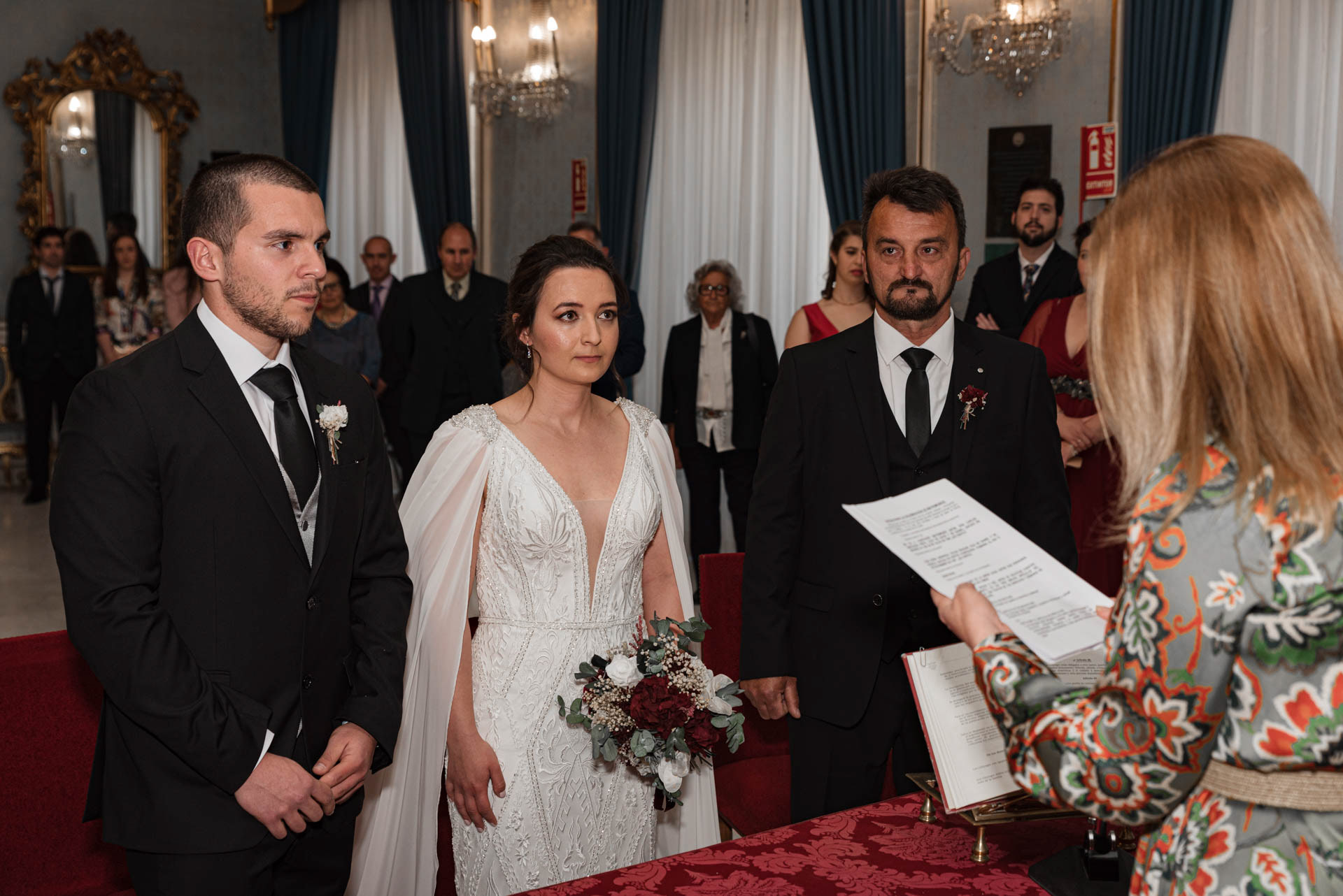 Fotógrafo de bodas en el ayuntamiento de Alicante