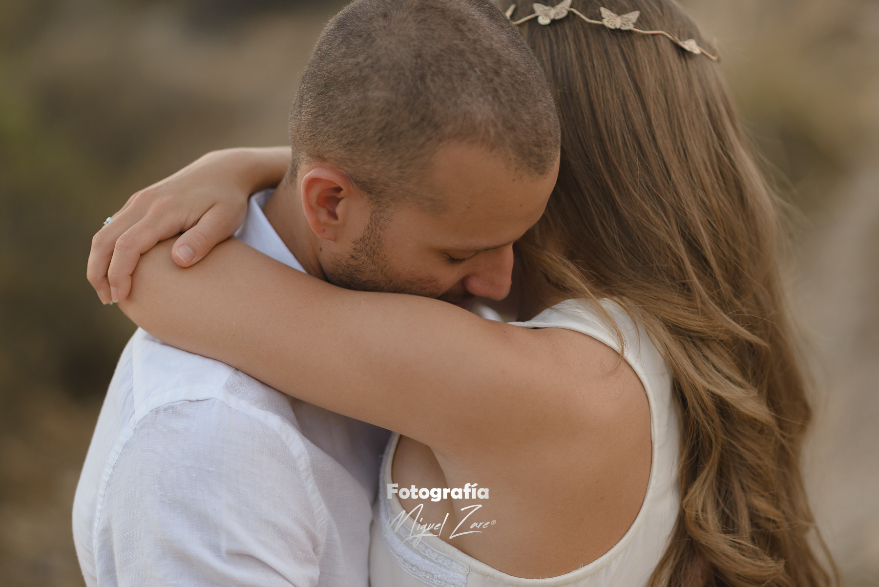 Fotografía de pareja en Alicante con Giulia y Fernando