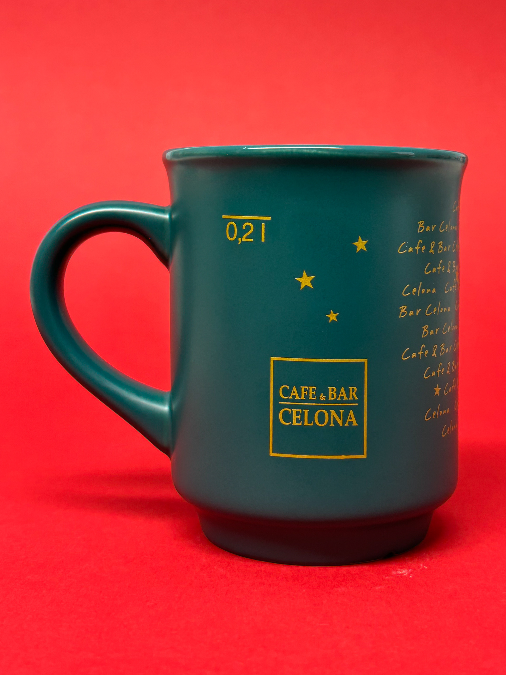 Cafe & Bar Celona, Nürnberg - Glühweinseidel mit Füllstrich geeicht