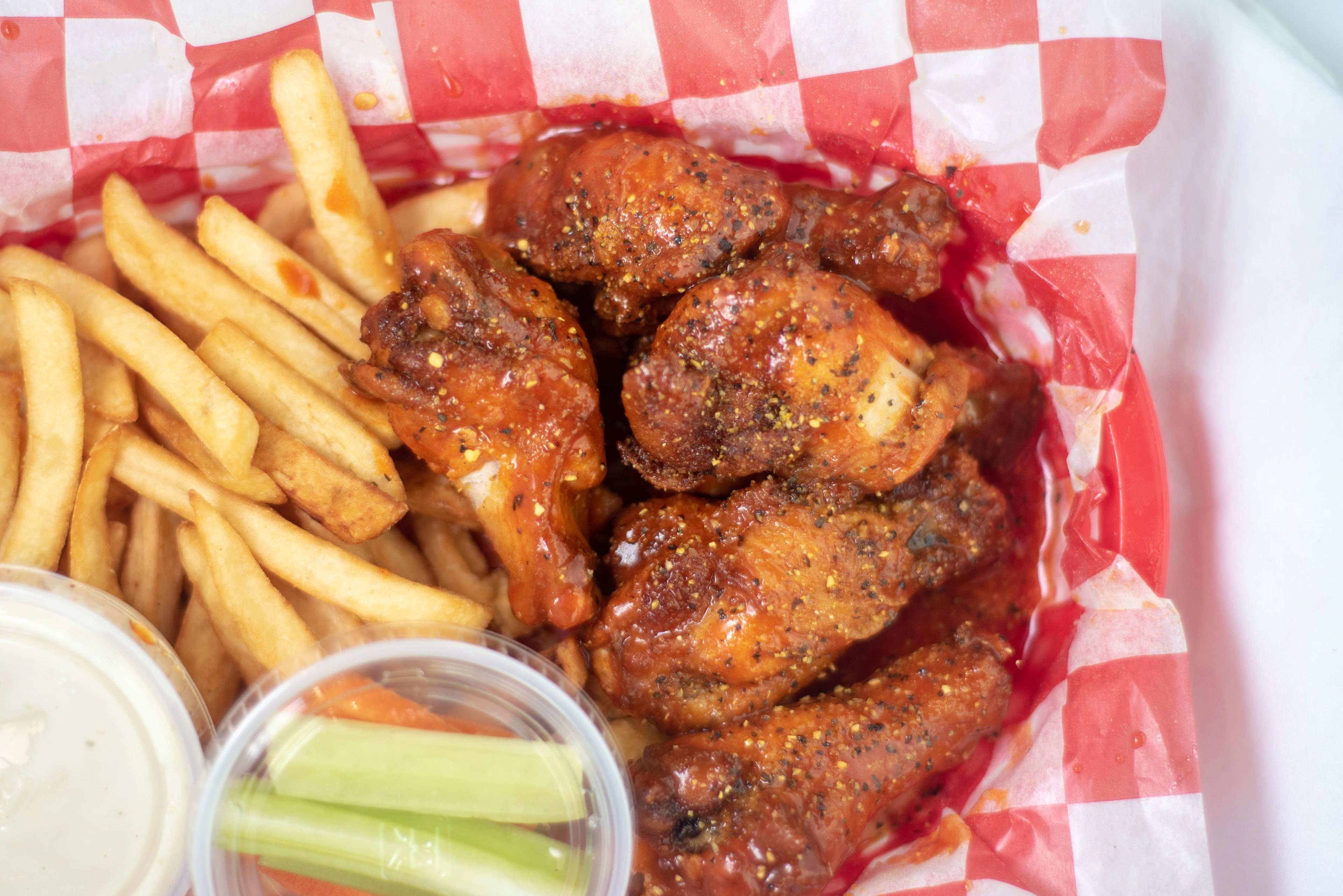 Shot for DoorDash - Pat's Wow Wings in Humble, TX