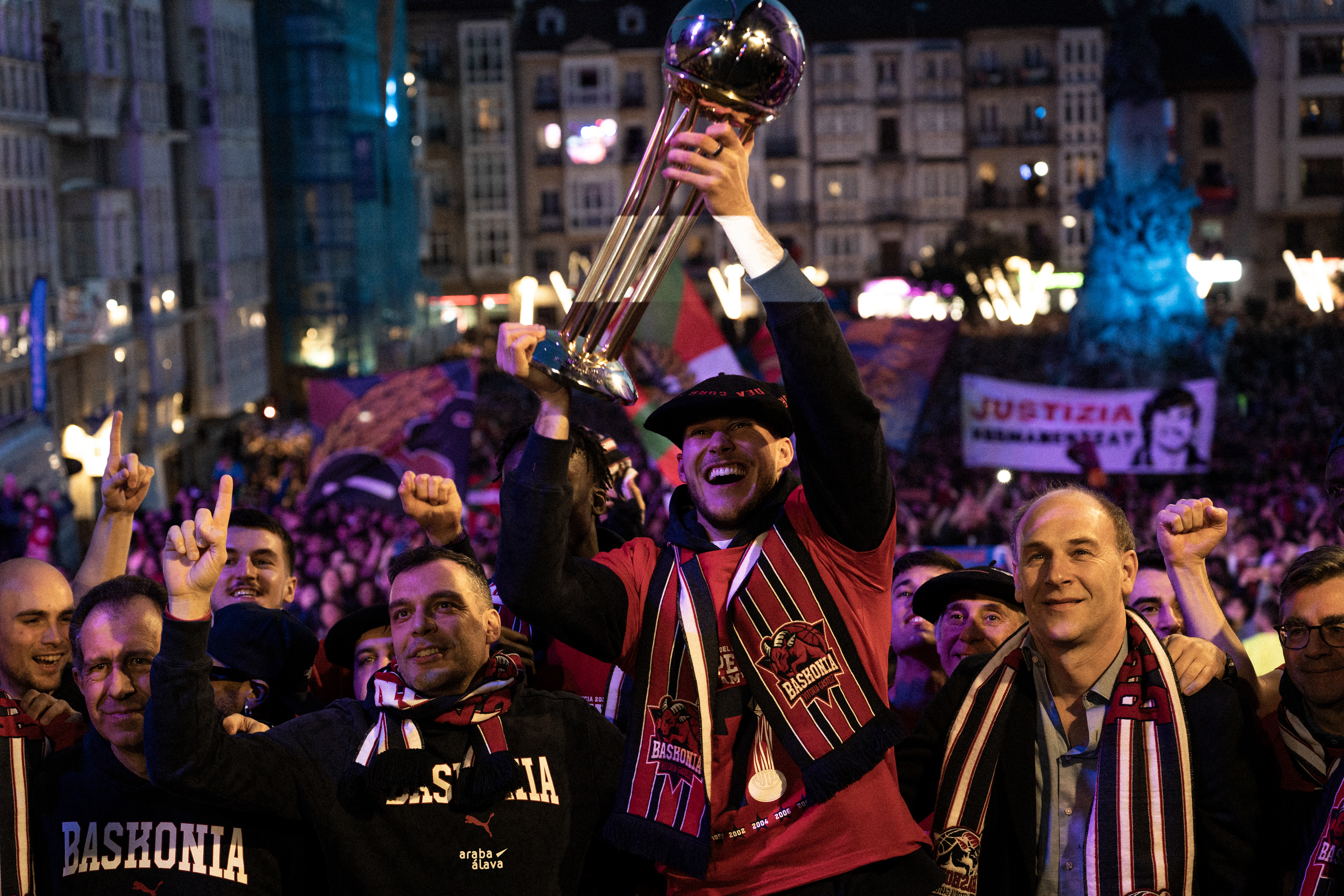 Celebración en la Virgen Blanca por el título de Copa del Baskonia - Febrero 2026