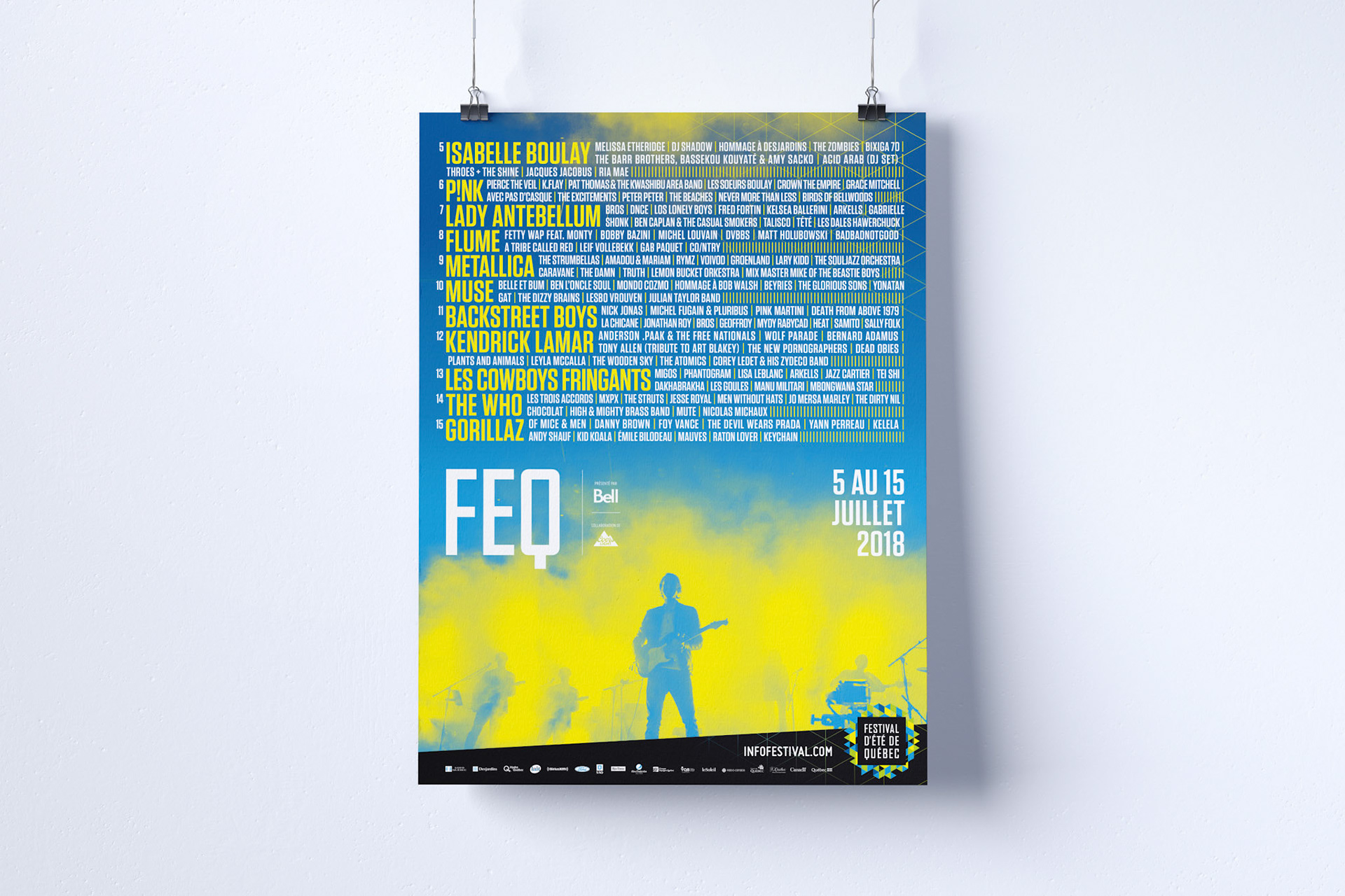 409060-3-4-portrait-hanging-poster-mockup