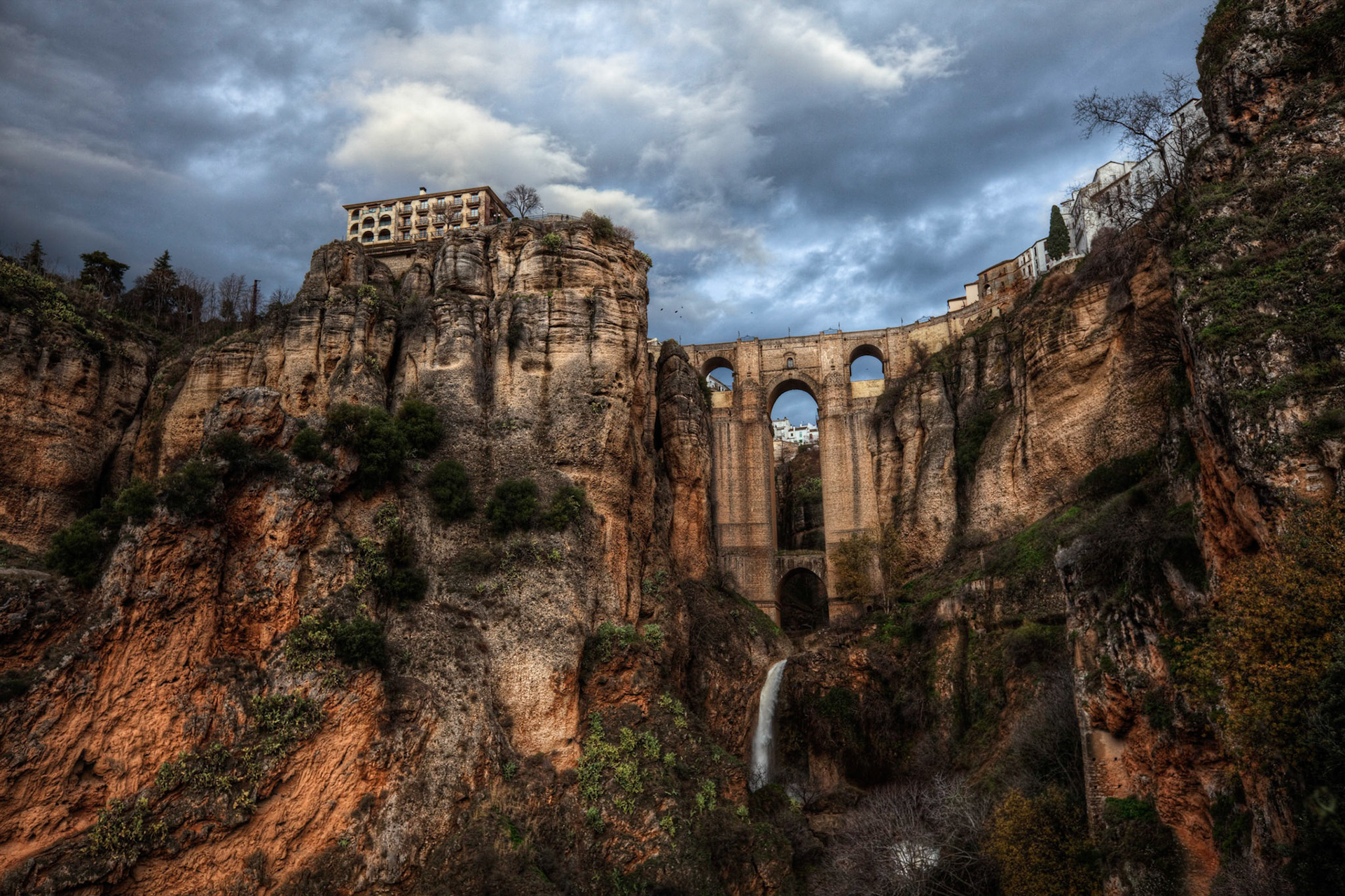 Puente Nuevo, Ronda II