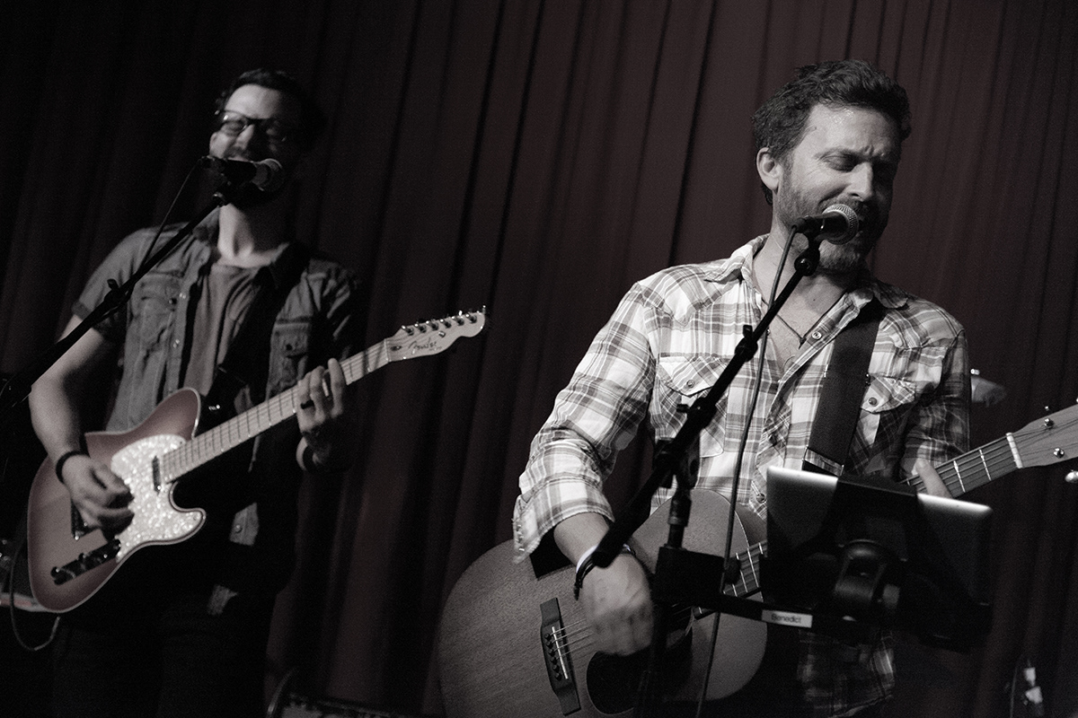 Billy Moran & Rob Benedict - The Station Breaks