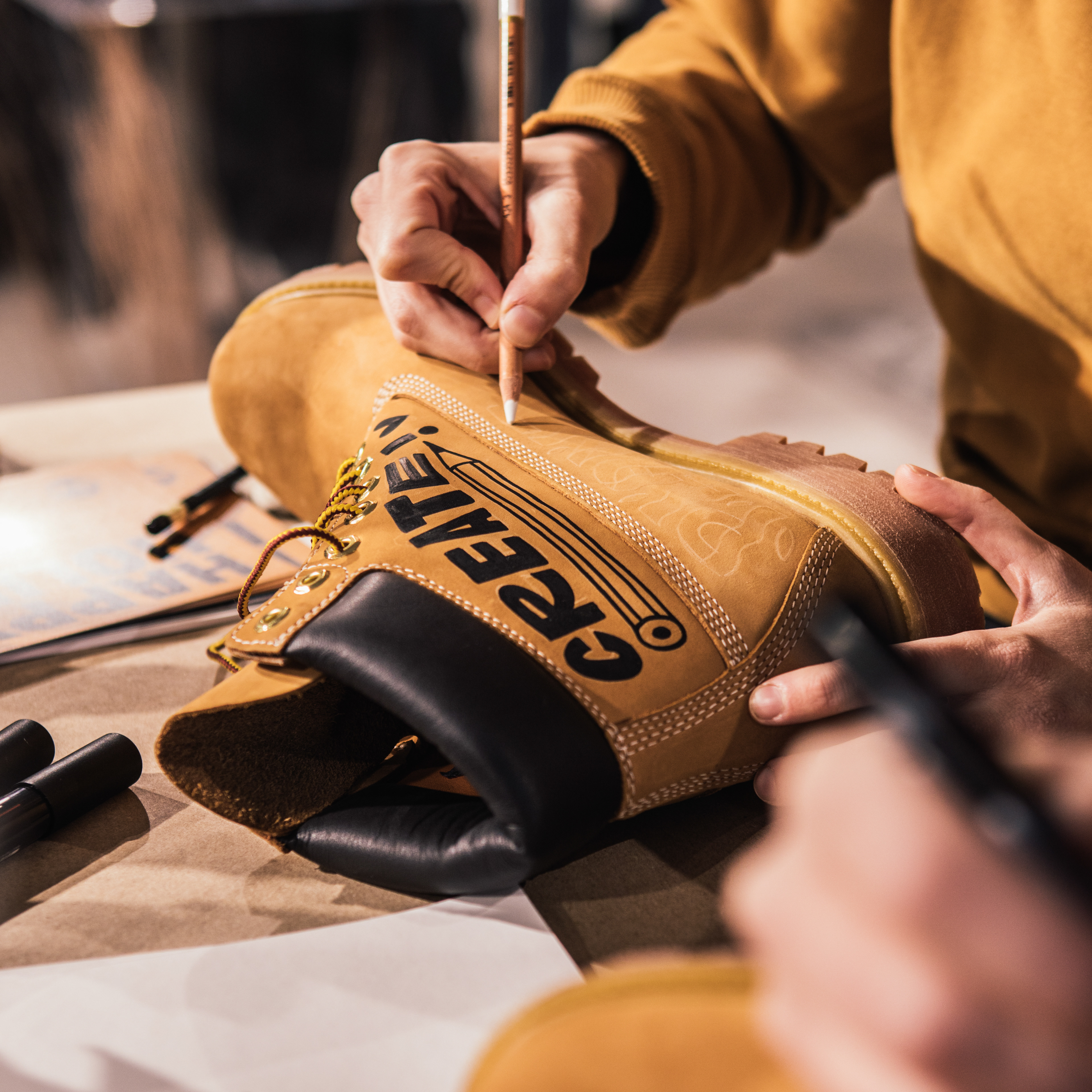 rand druiven betaling Wallnuts Murals - Live drawing Timberland