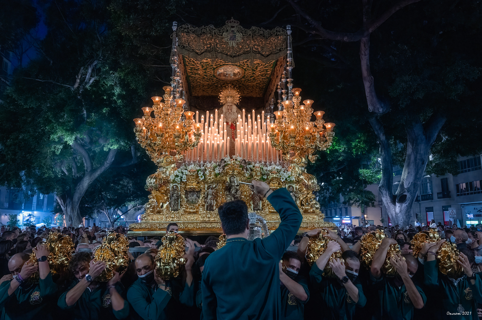 Esperanza Coronada (Procesión Magna)