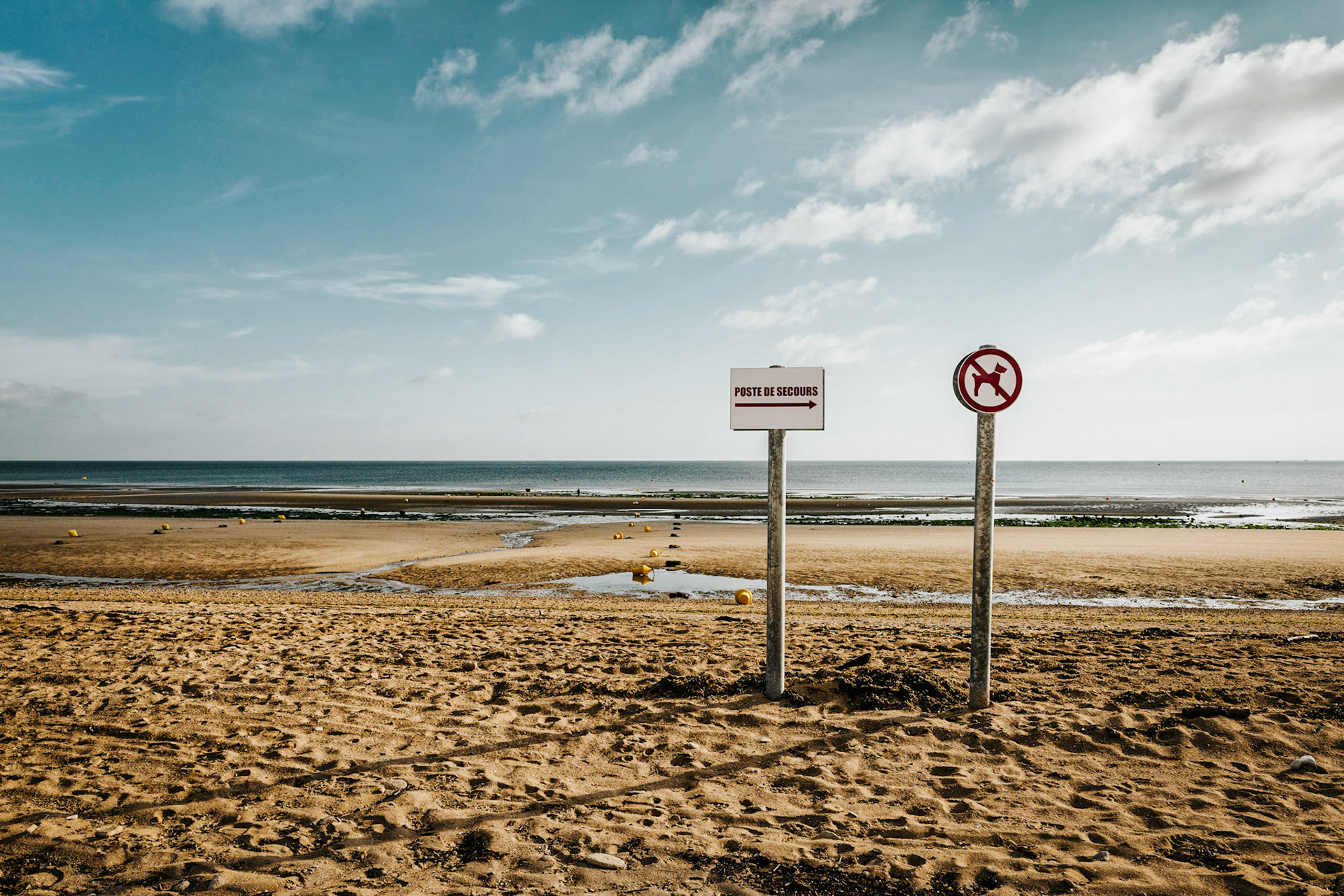 Normandie : signalétique de plage à Lion-sur-Mer